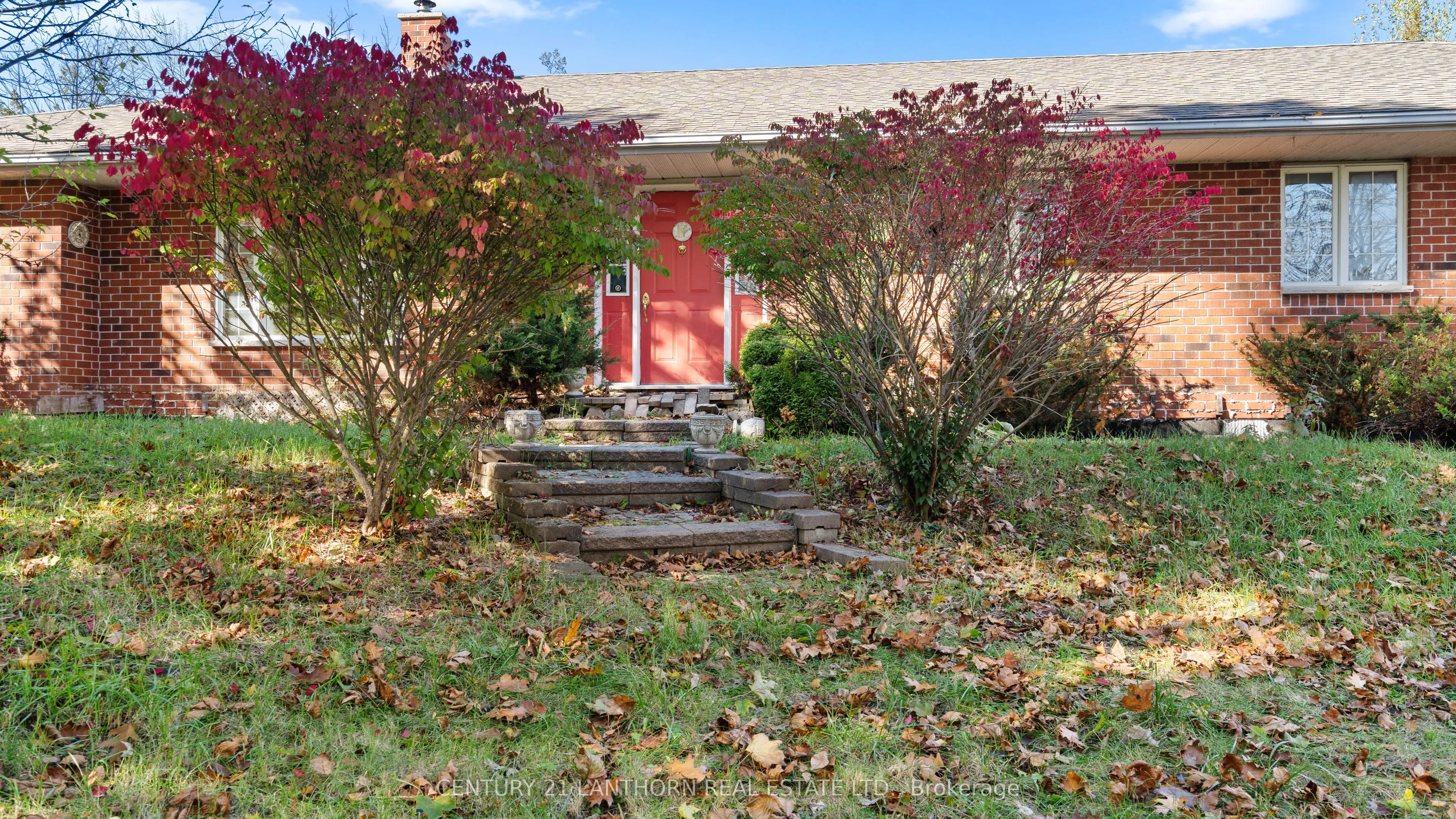 5073 Highway 62 Highway S