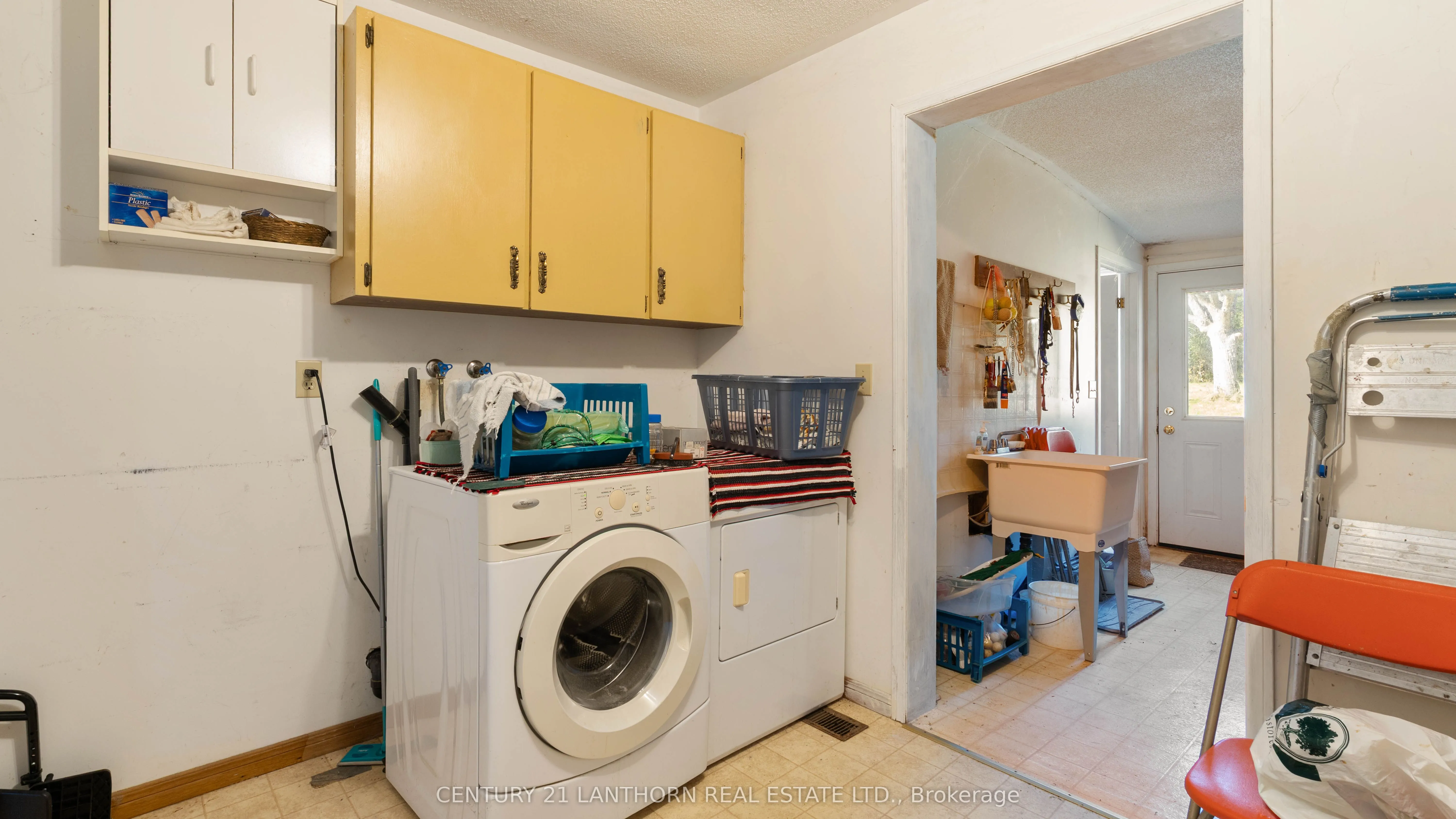 5073 Highway 62 Highway S