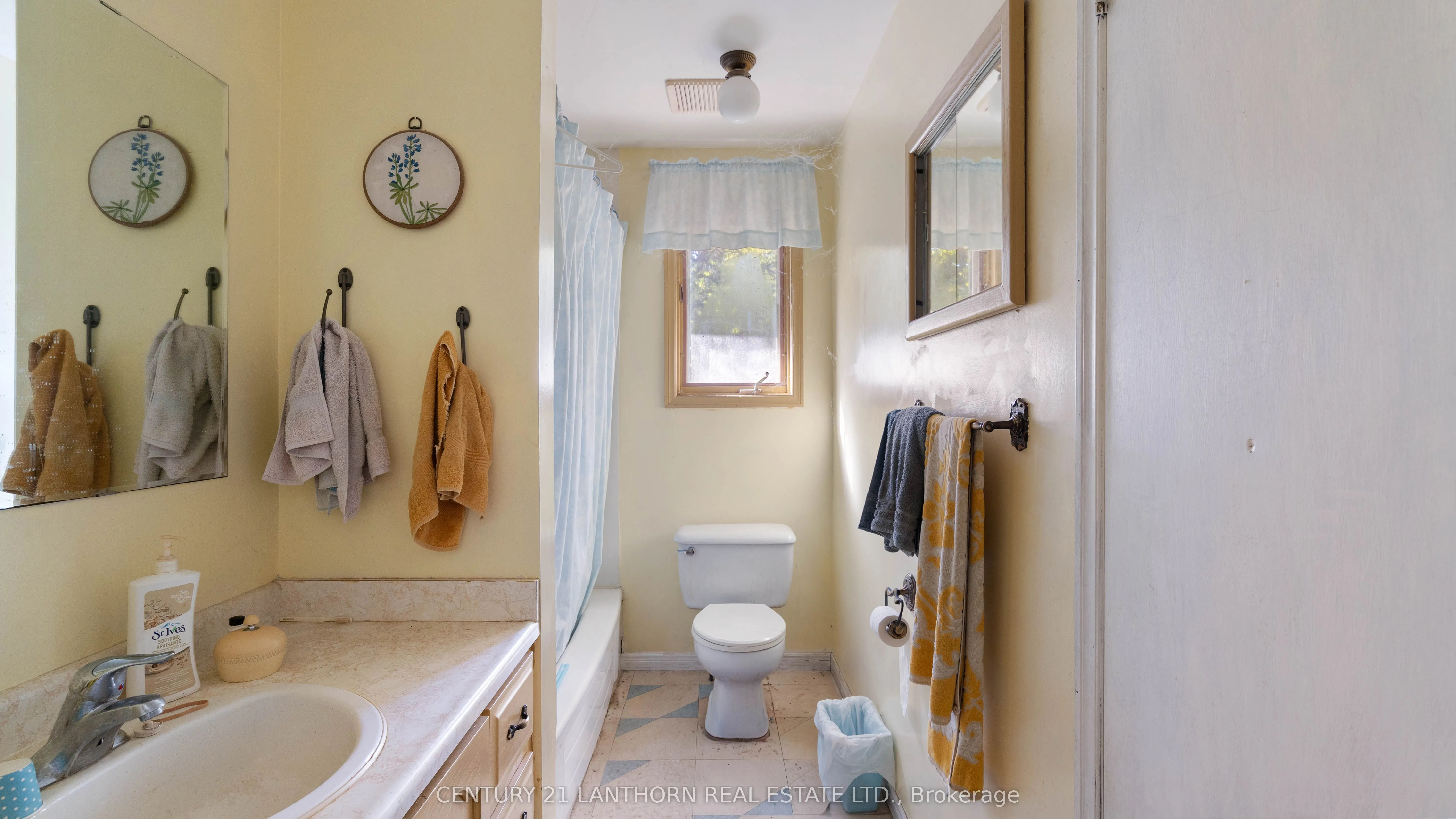 5073 Highway 62 Highway S