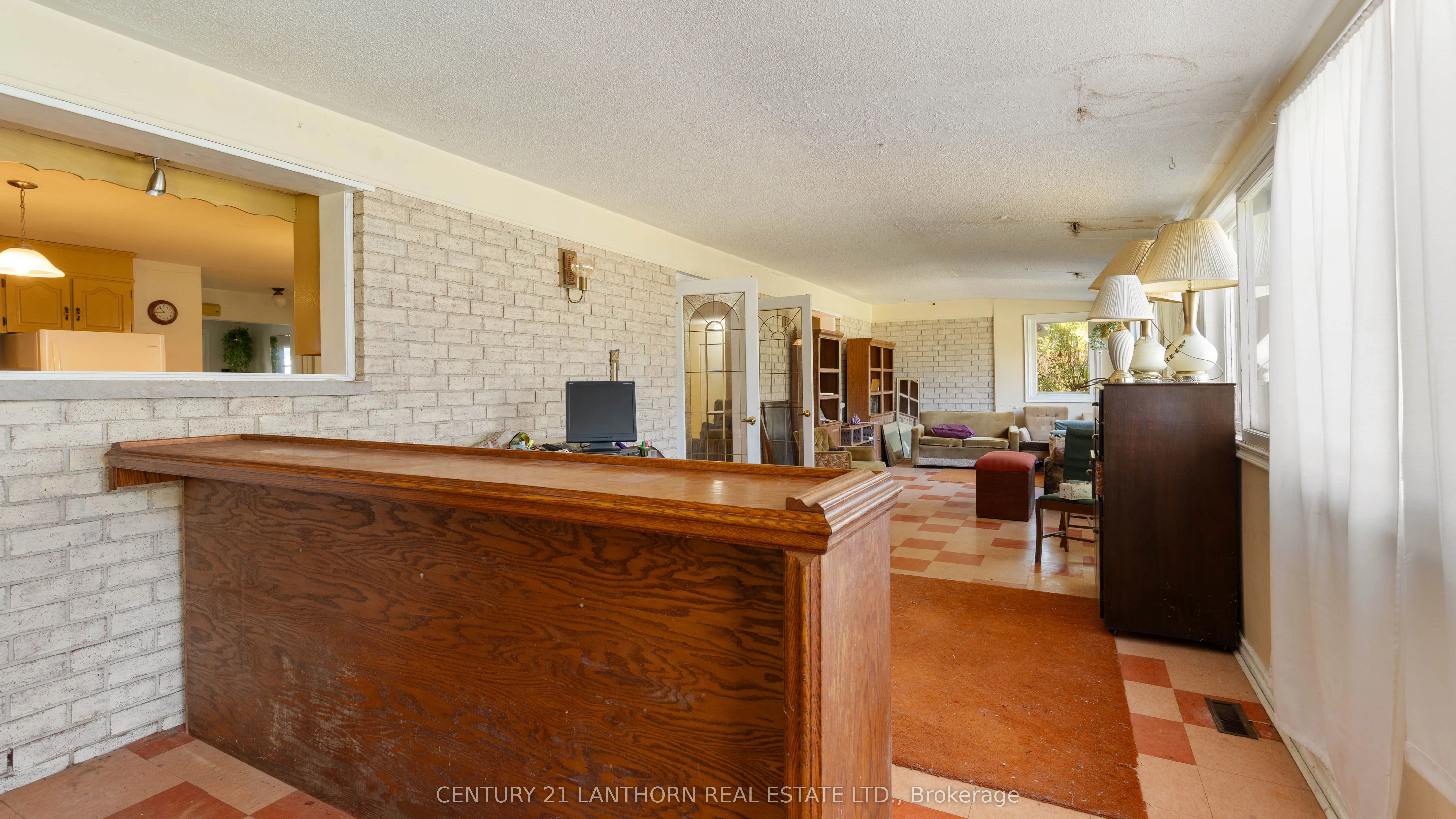 5073 Highway 62 Highway S