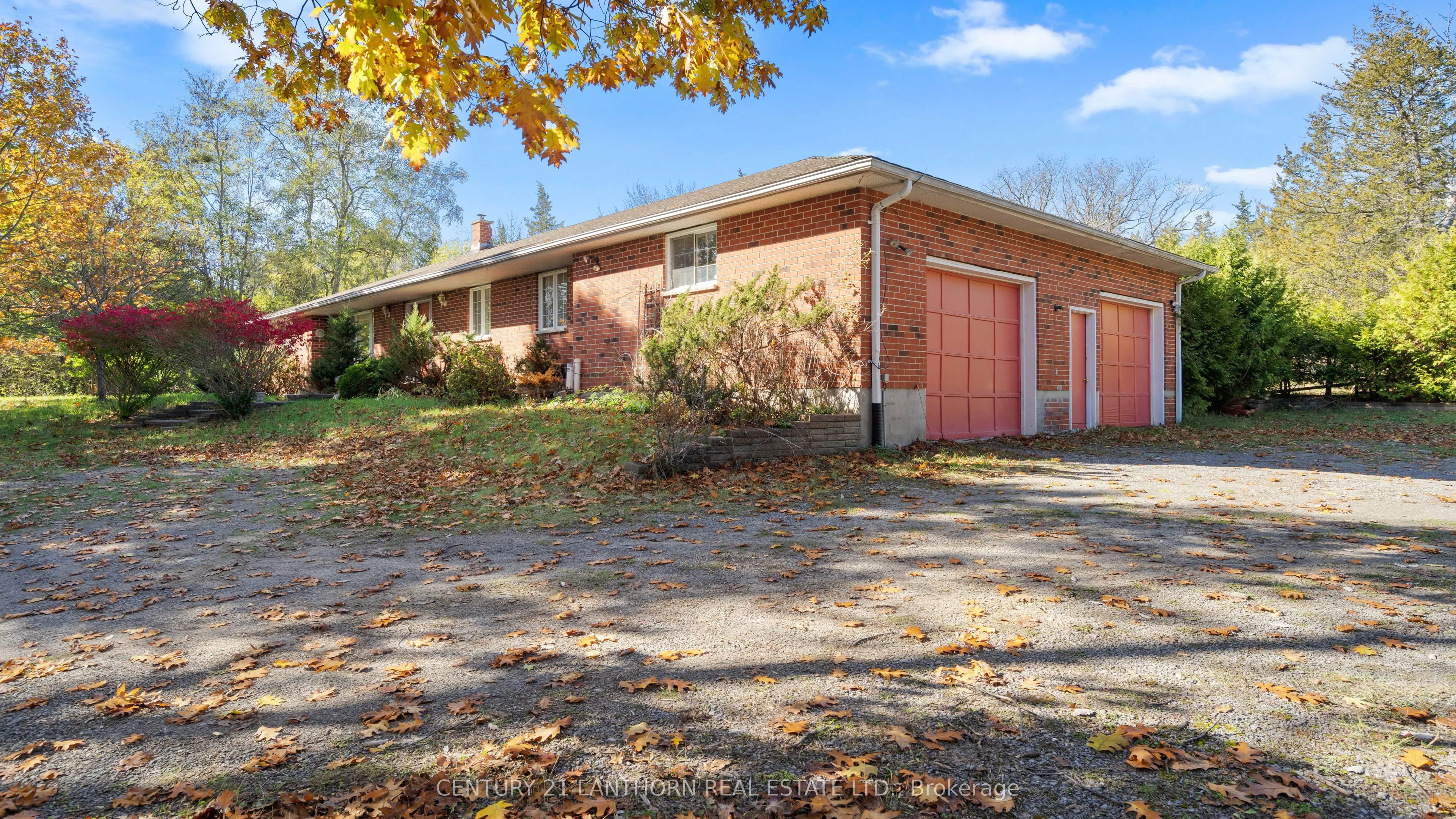 5073 Highway 62 Highway S