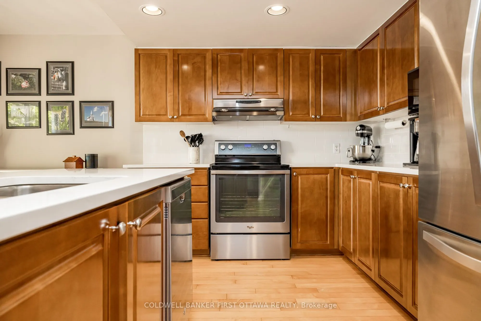 491 MEADOWBREEZE Drive