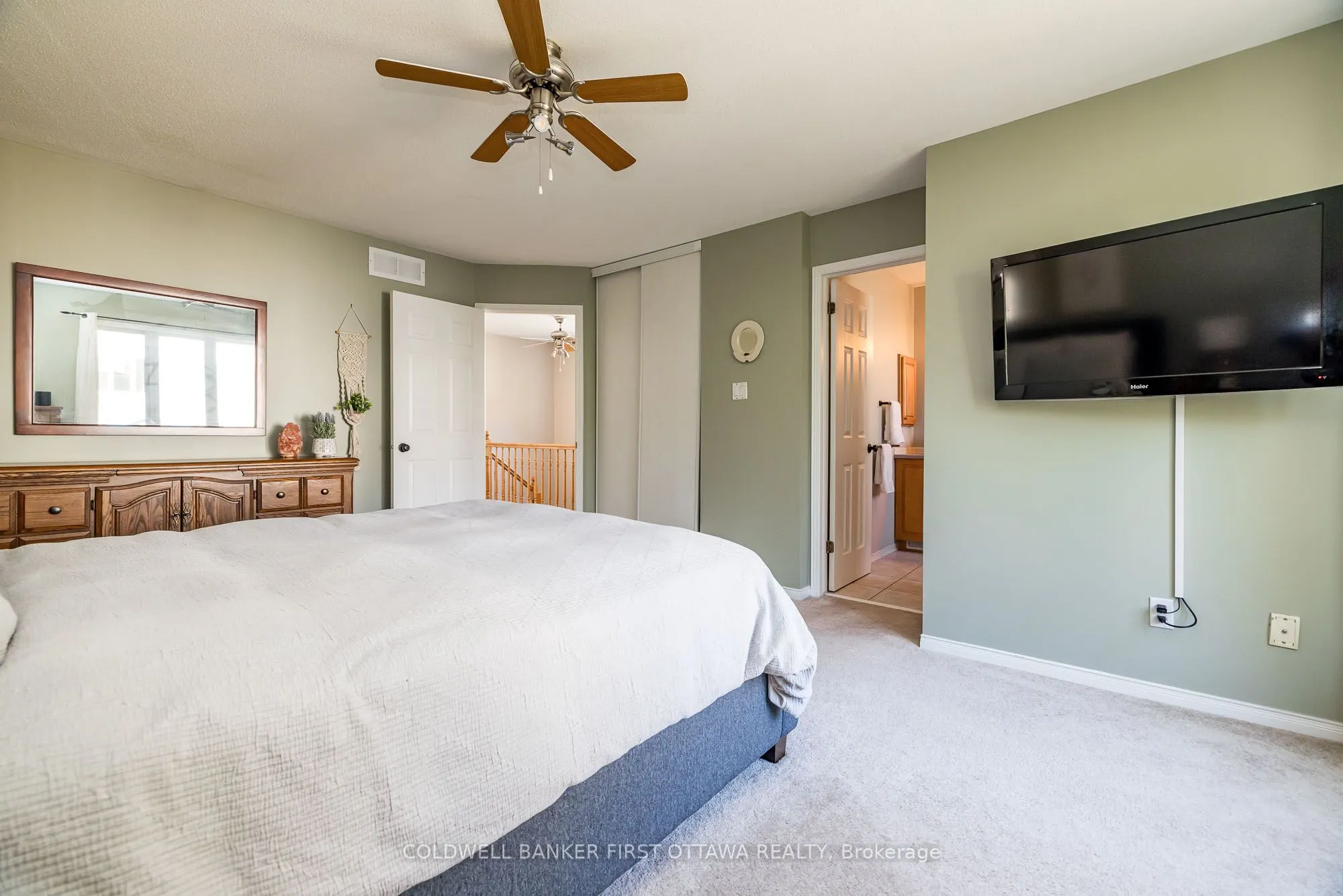 491 MEADOWBREEZE Drive