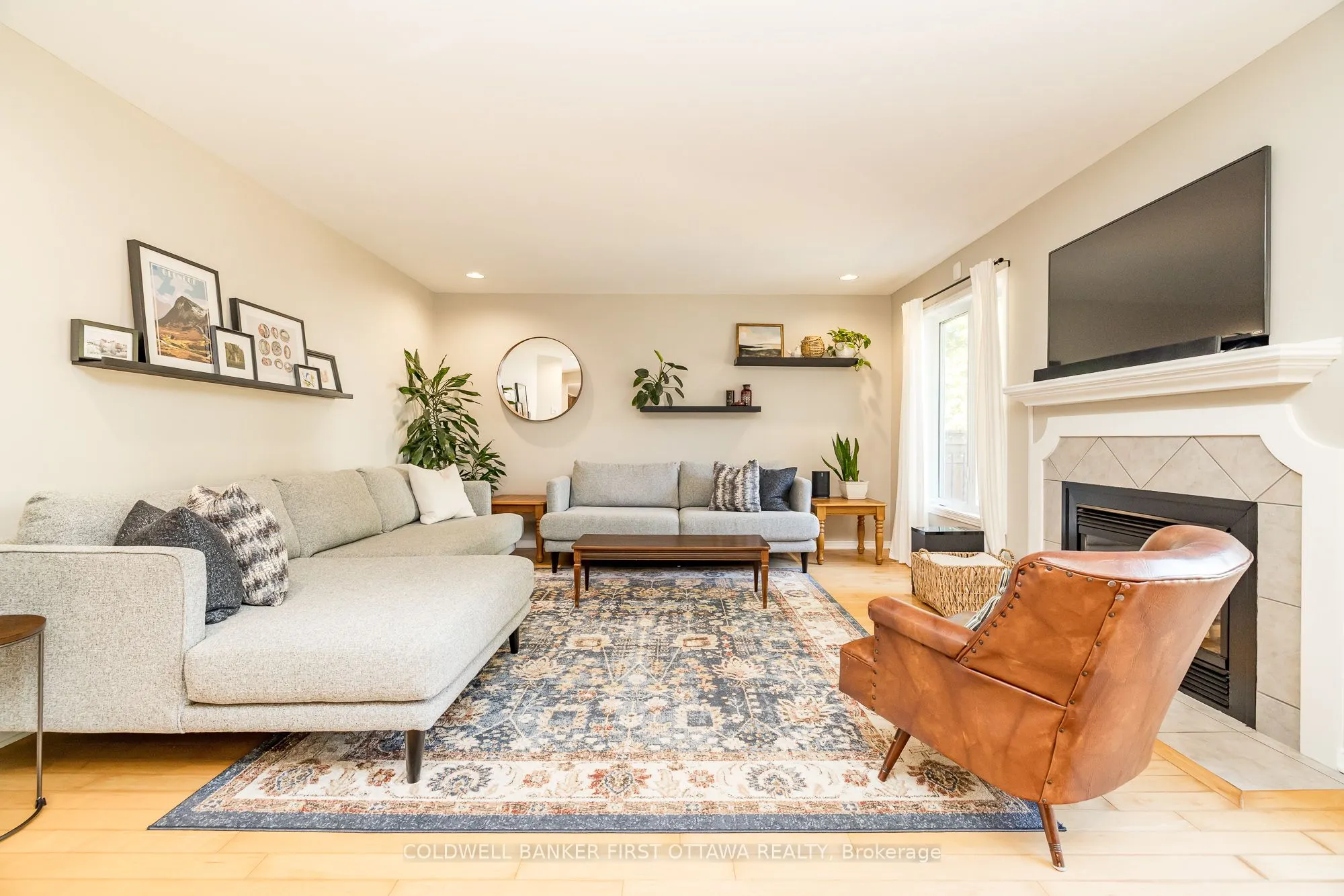 491 MEADOWBREEZE Drive