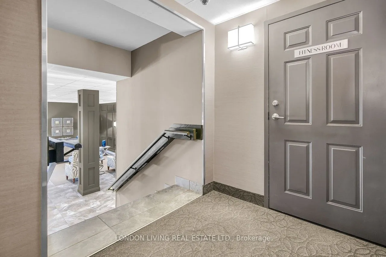 549 Ridout Street N, #604