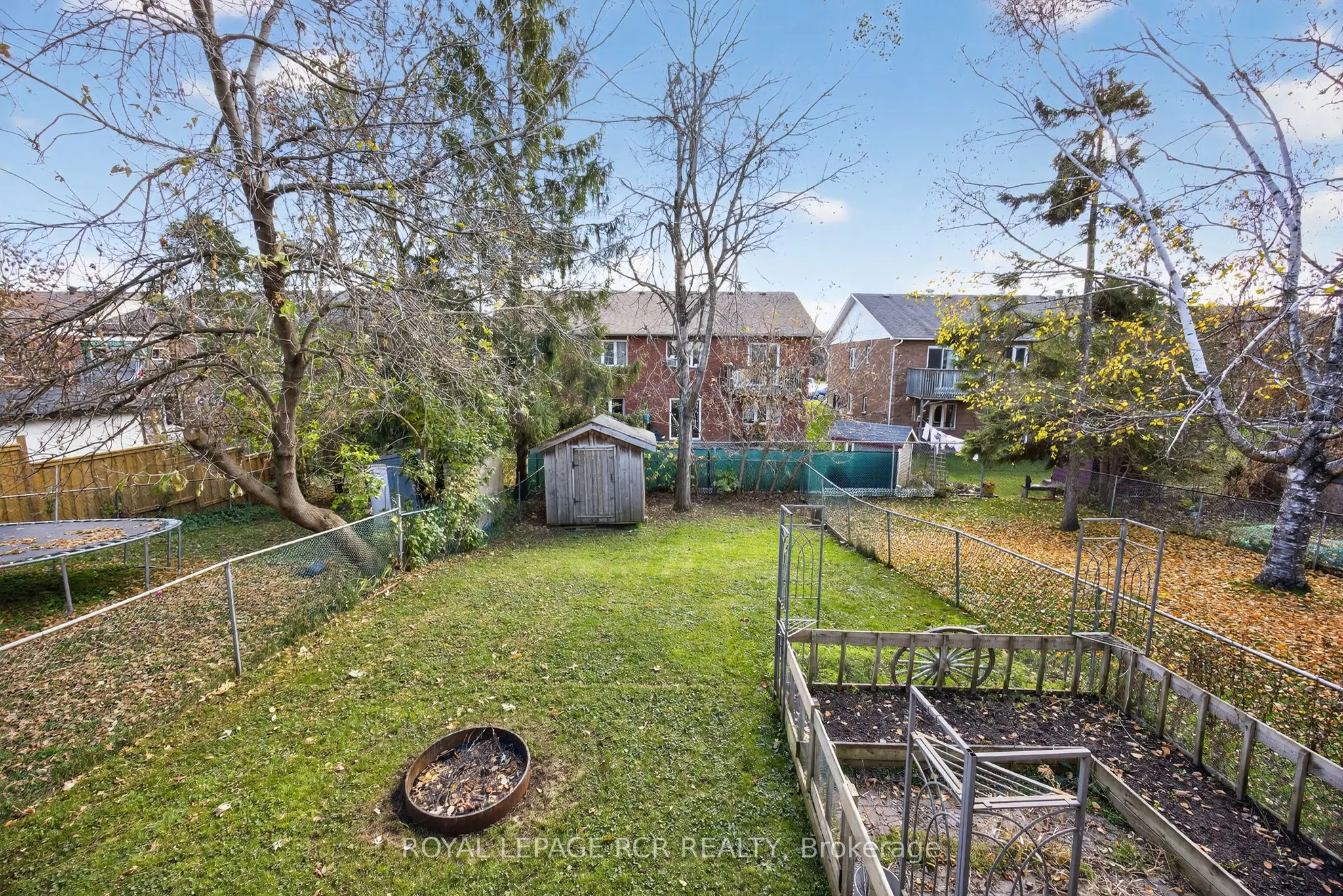 511 Pineview Gardens