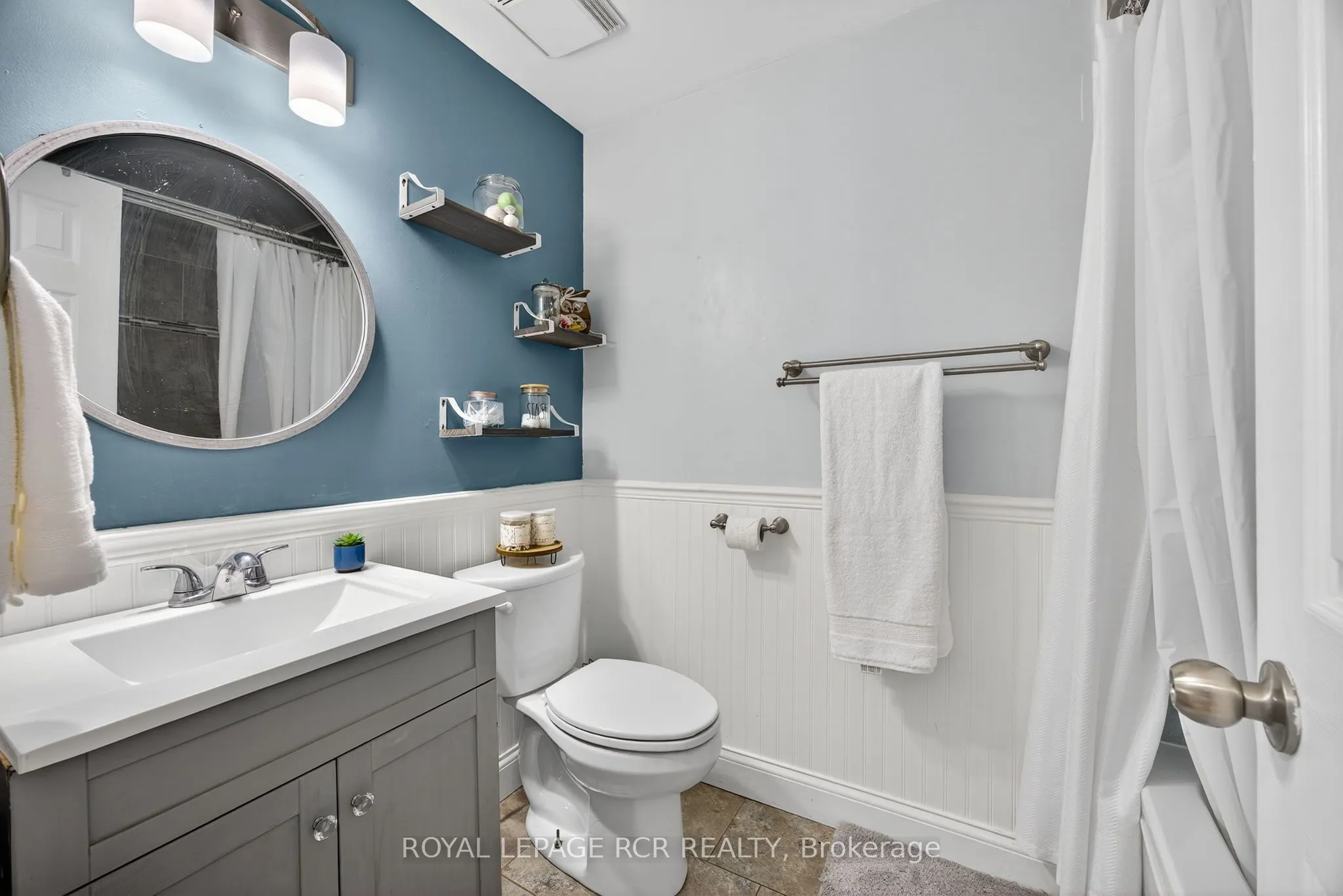 511 Pineview Gardens