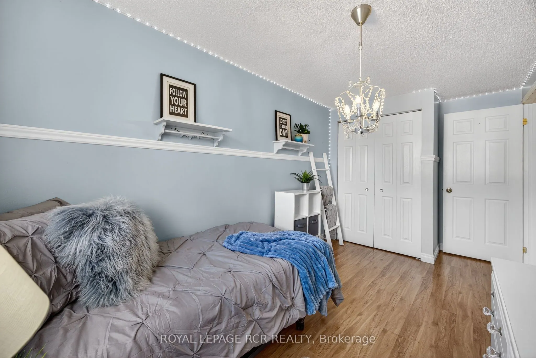 511 Pineview Gardens