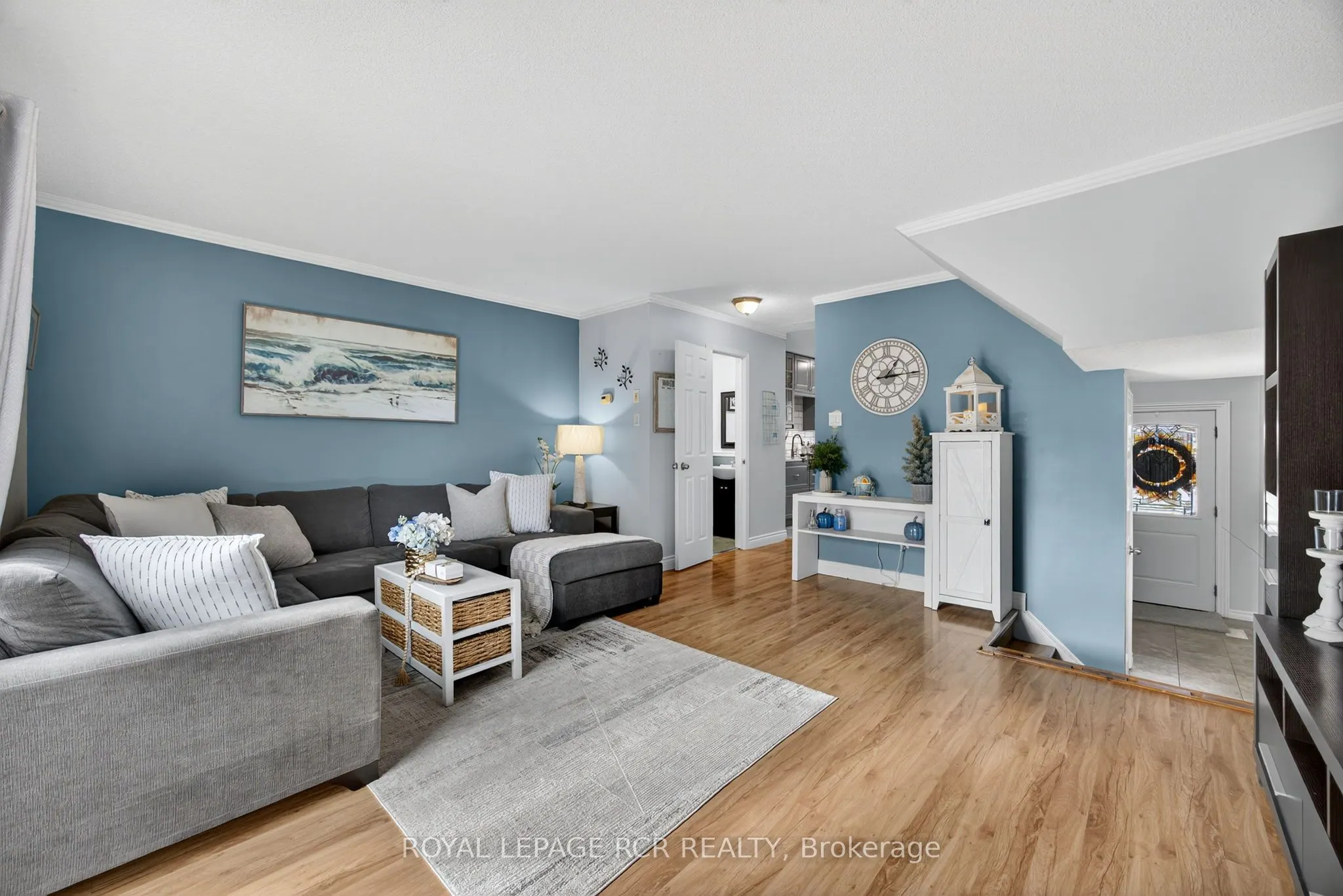 511 Pineview Gardens