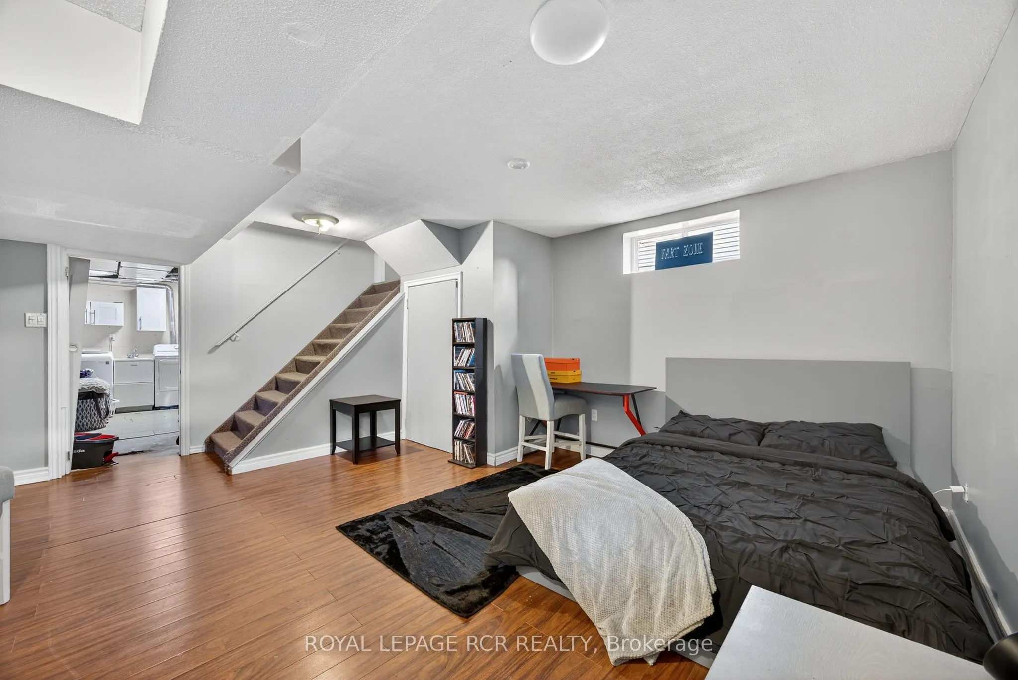 511 Pineview Gardens