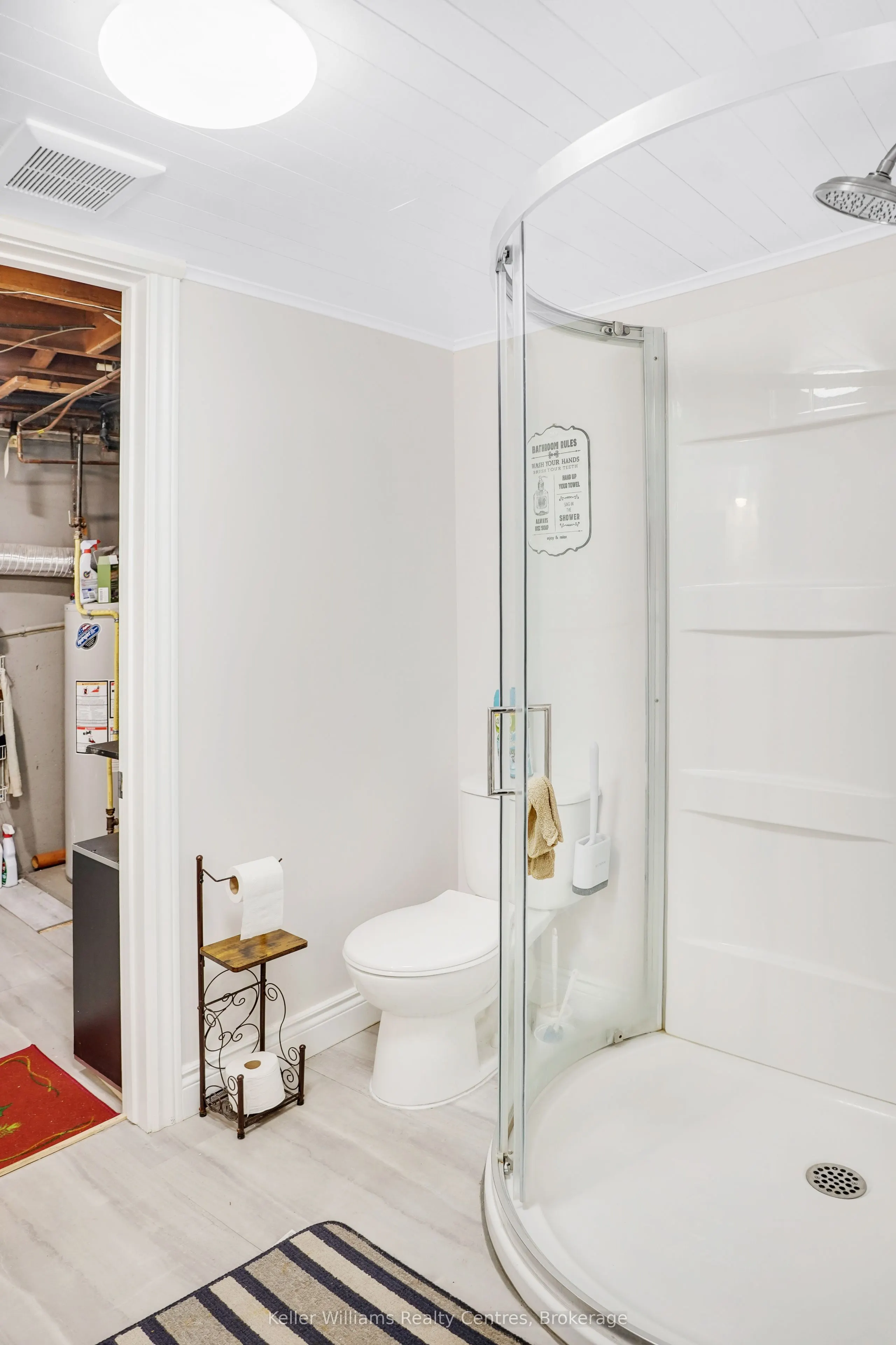 202 Bennett Street W