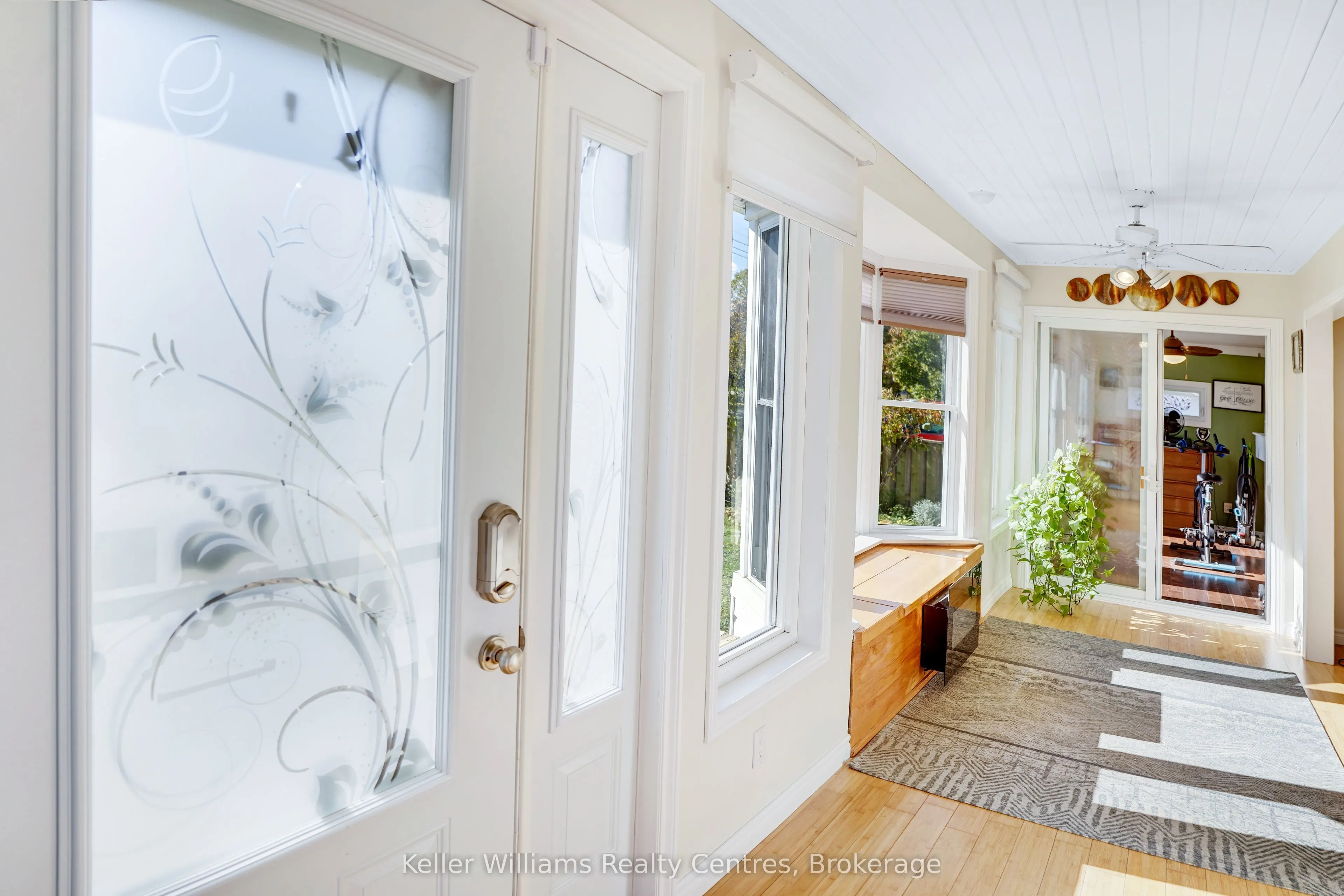 202 Bennett Street W