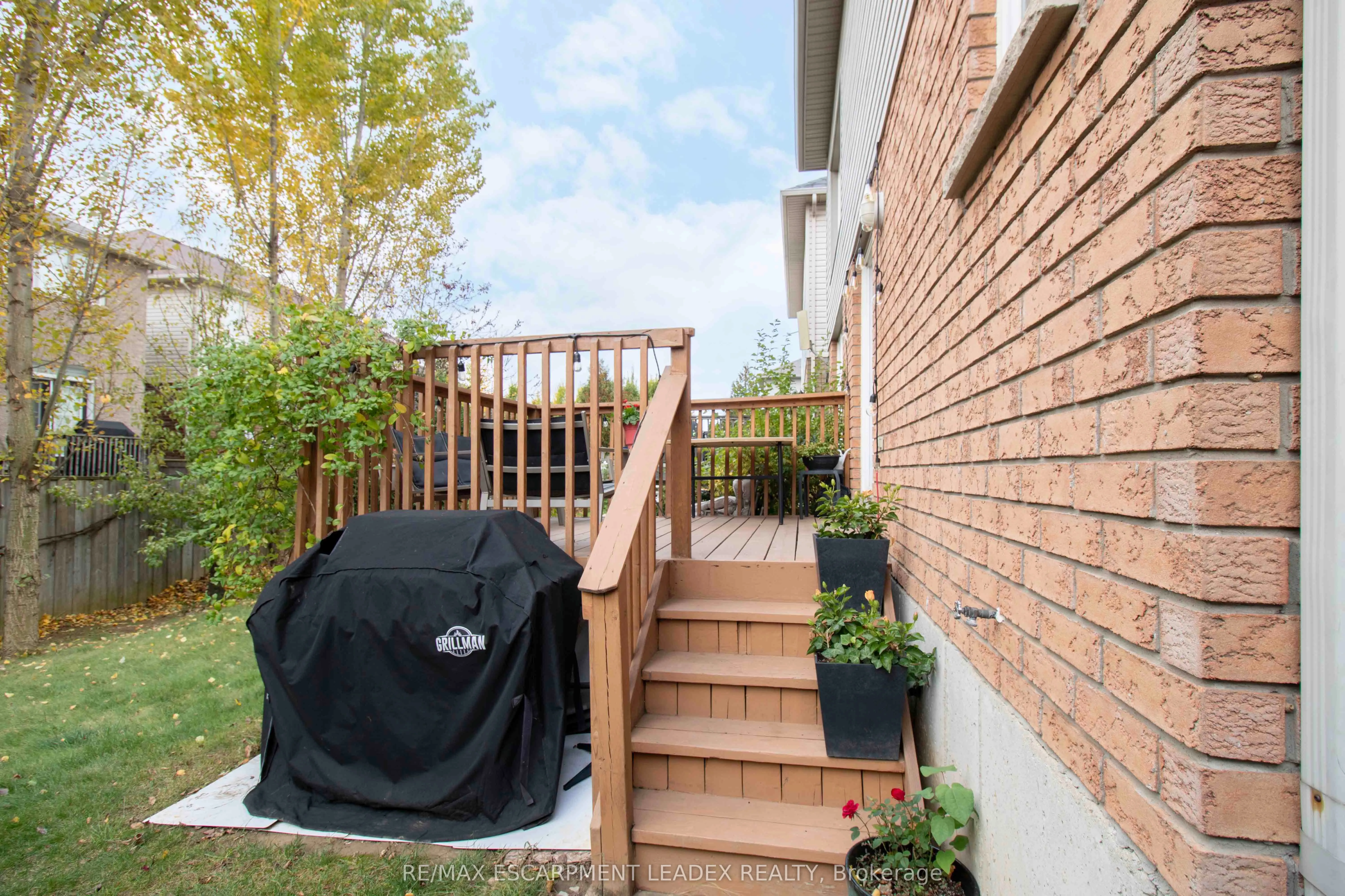 42 Holkham Avenue, #Main