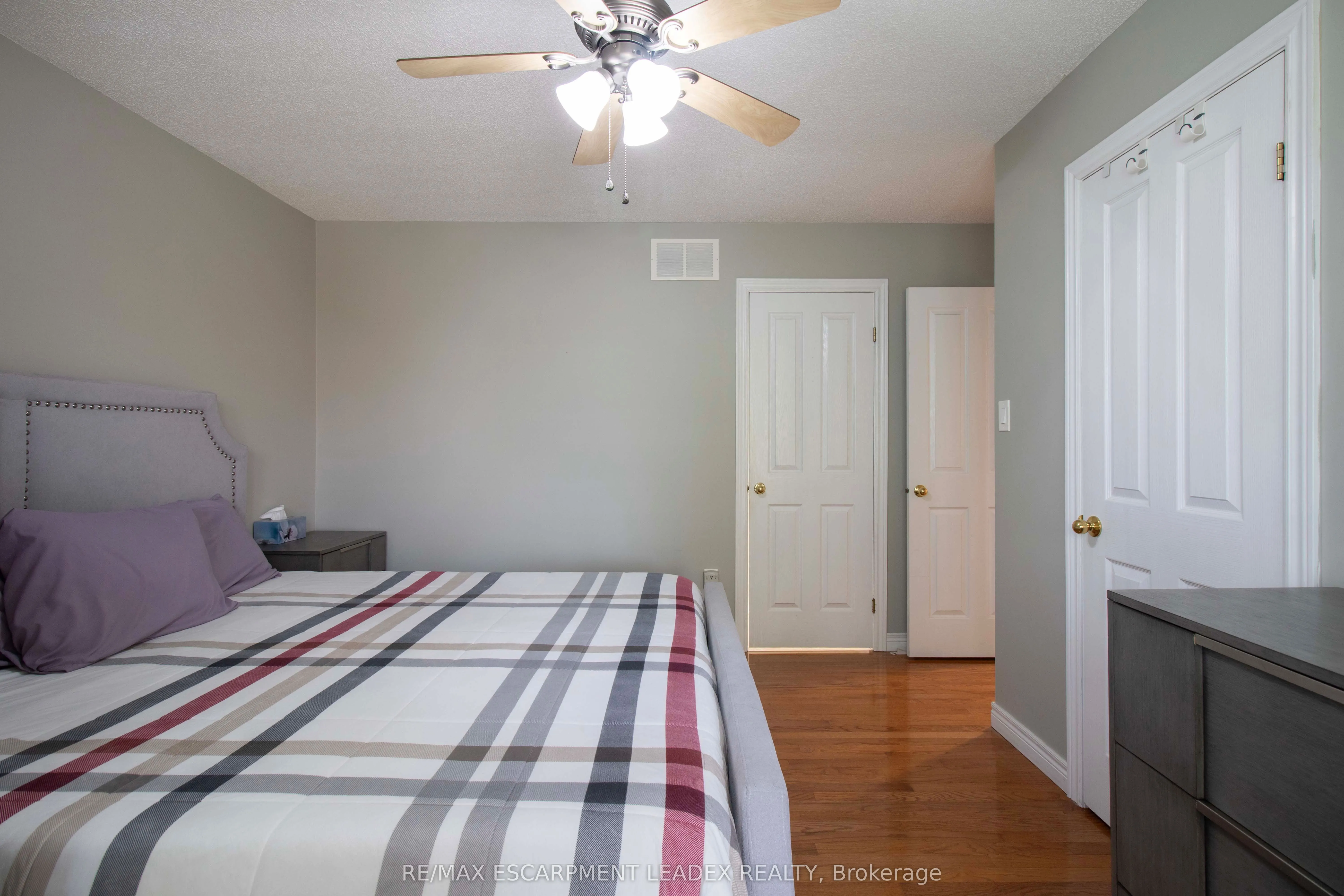 42 Holkham Avenue, #Main