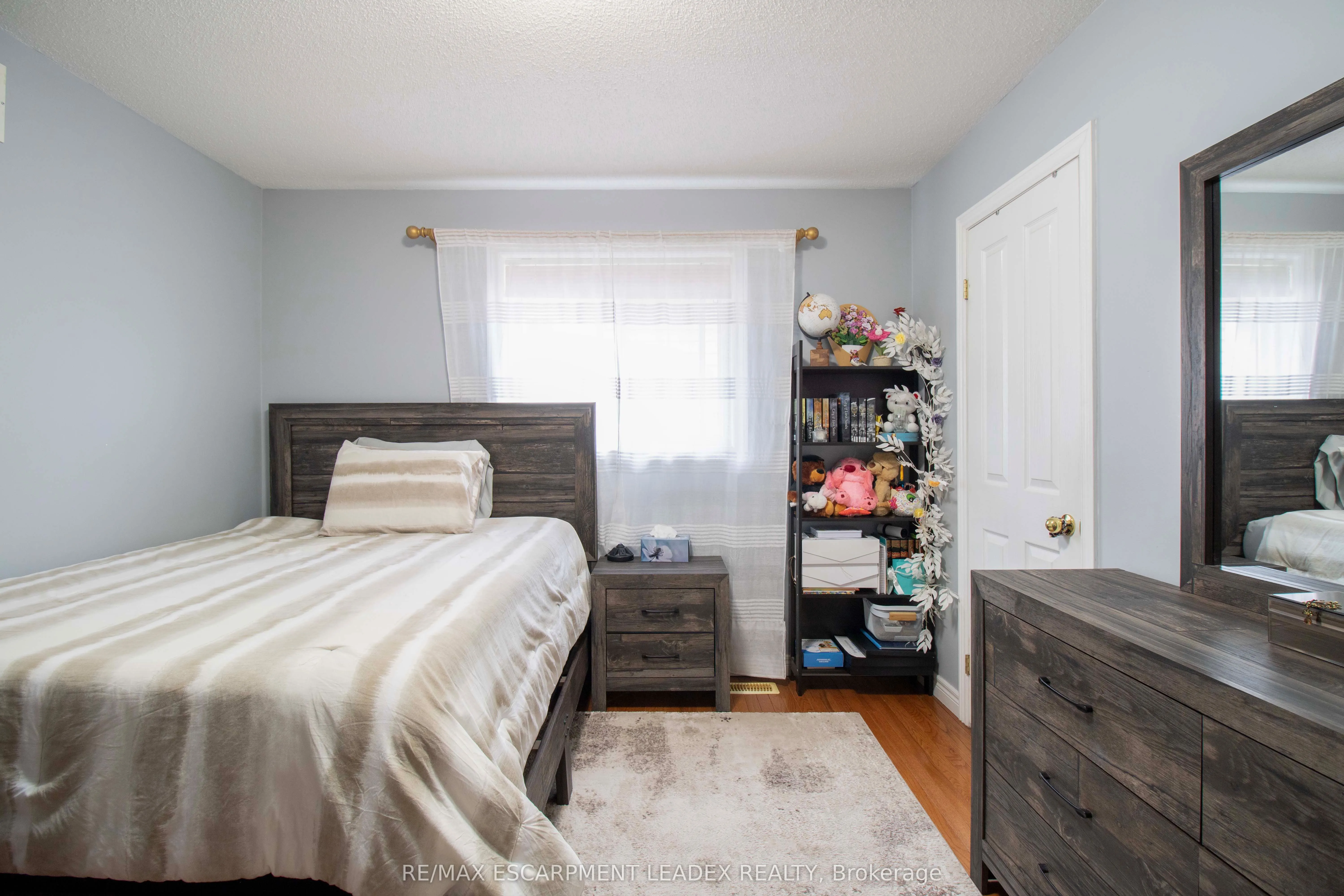 42 Holkham Avenue, #Main