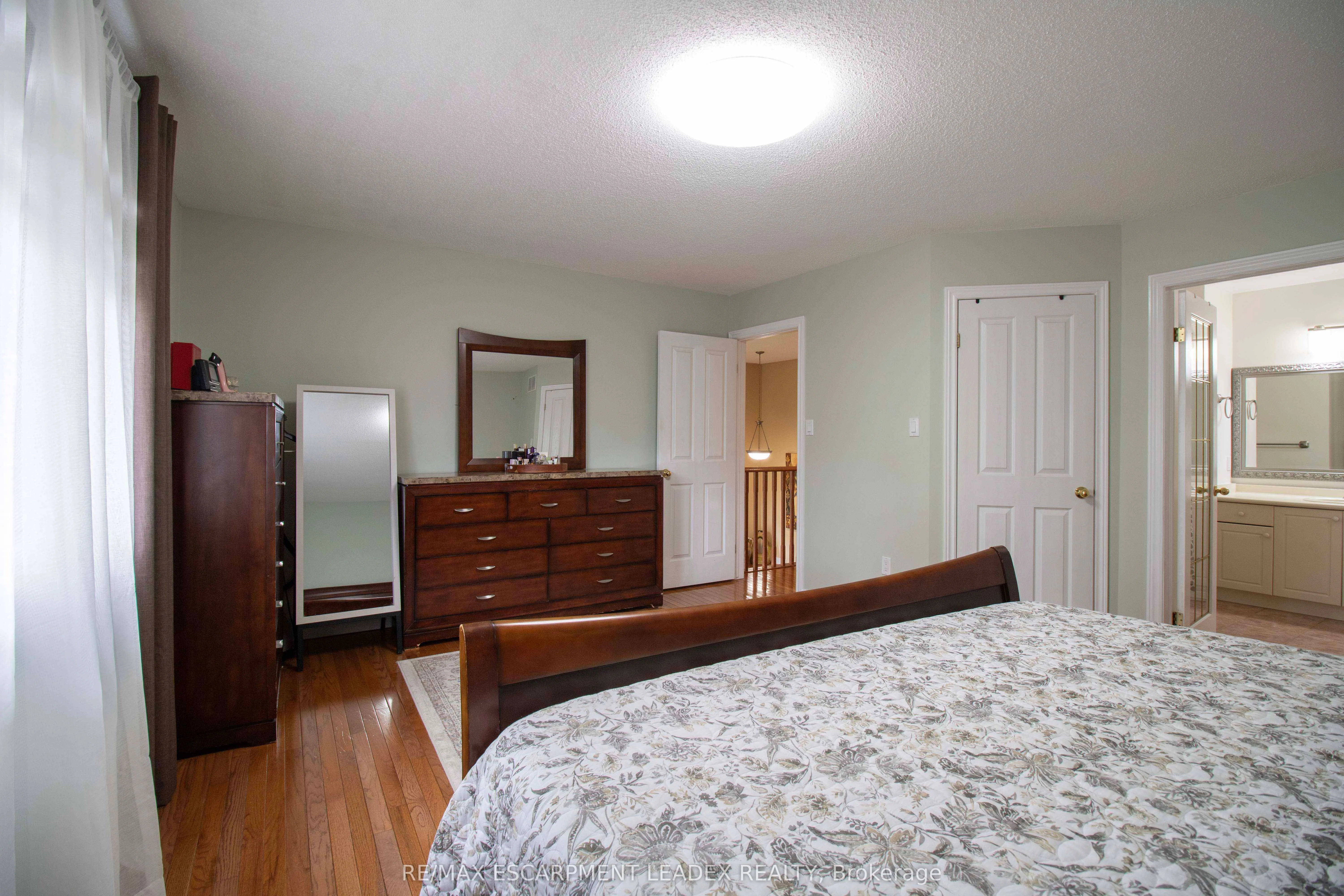 42 Holkham Avenue, #Main