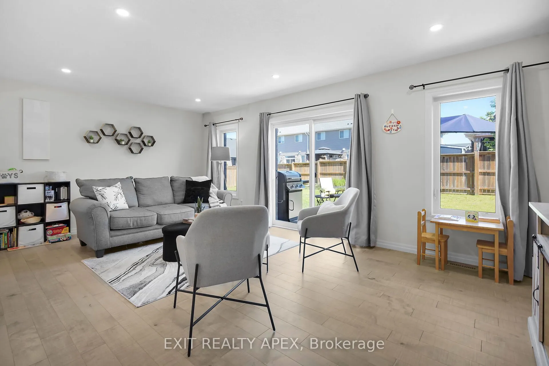 11 Charter Creek Court E