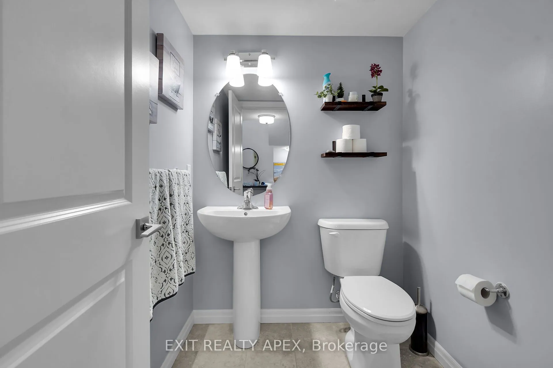 11 Charter Creek Court E