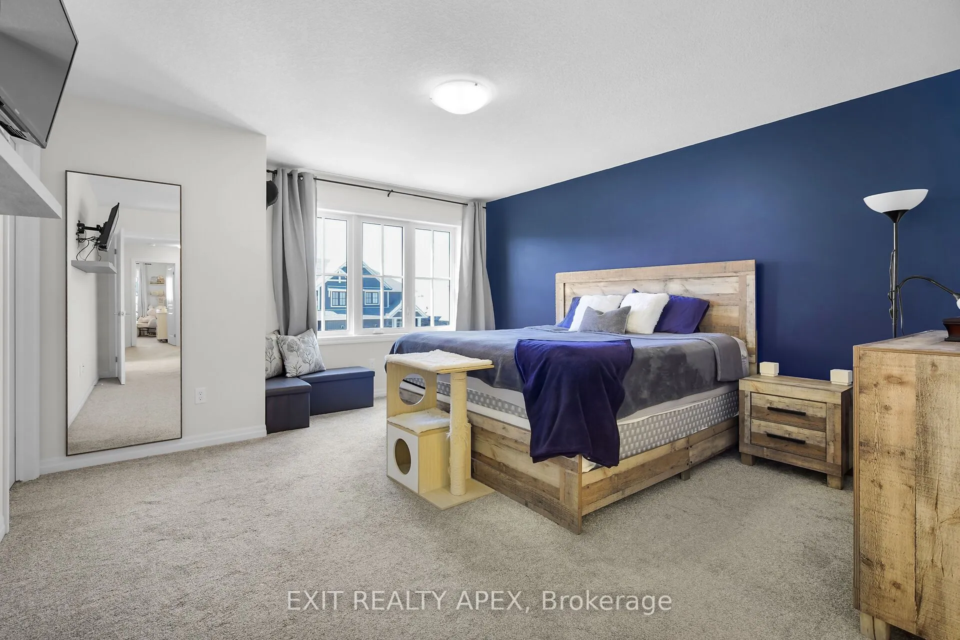 11 Charter Creek Court E