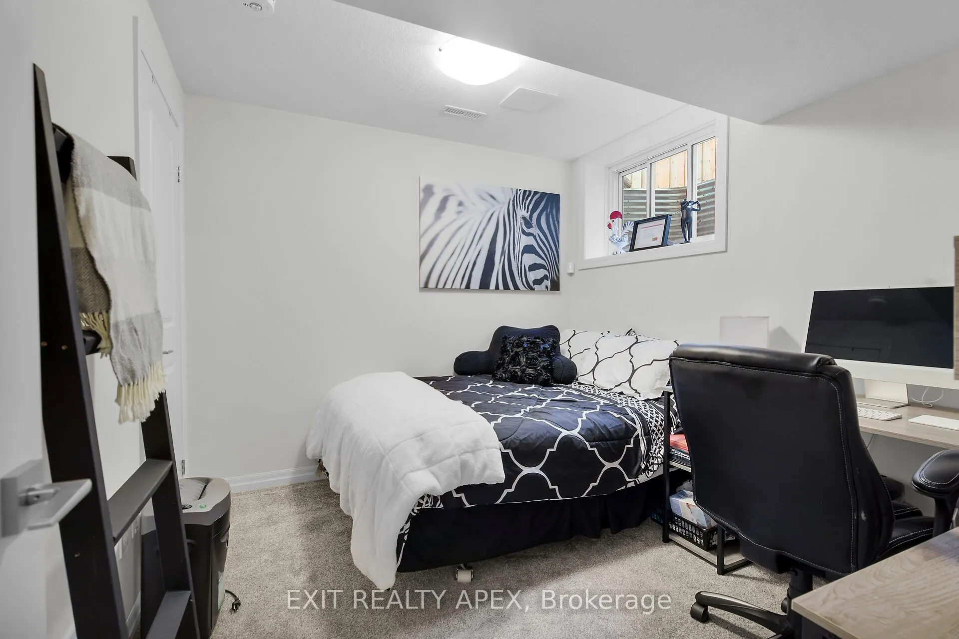 11 Charter Creek Court E