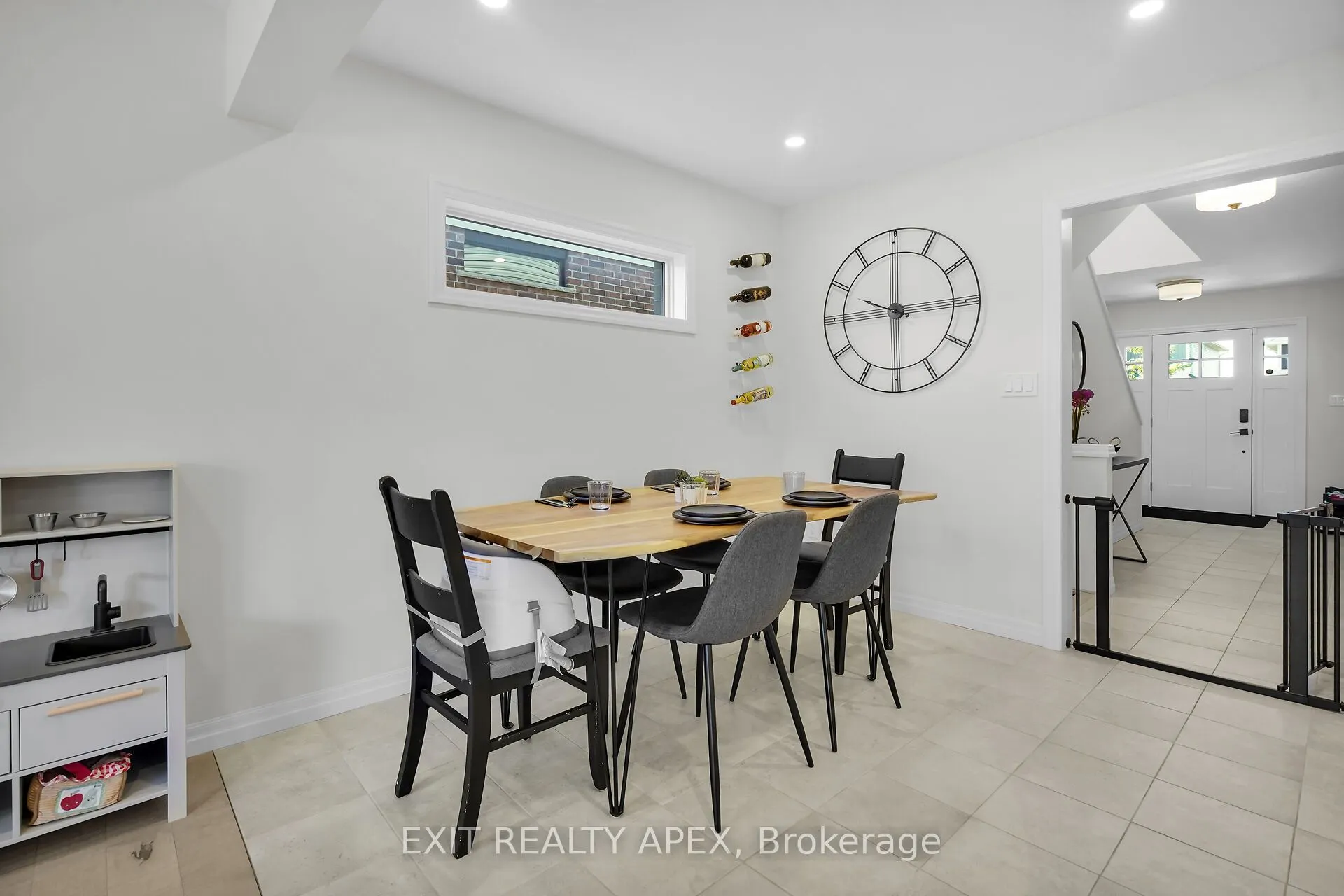 11 Charter Creek Court E