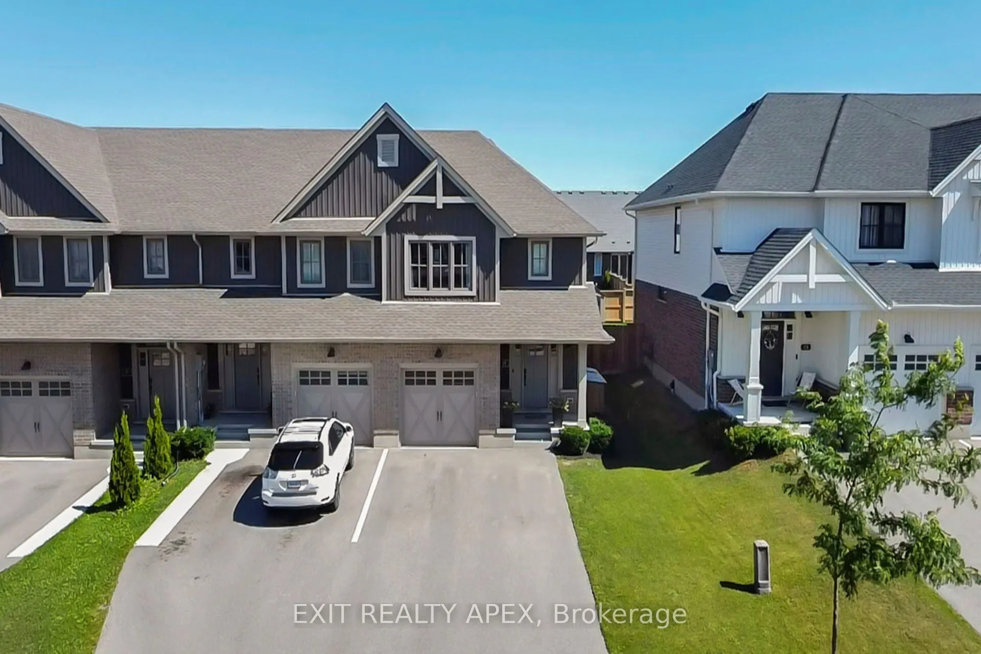 11 Charter Creek Court E