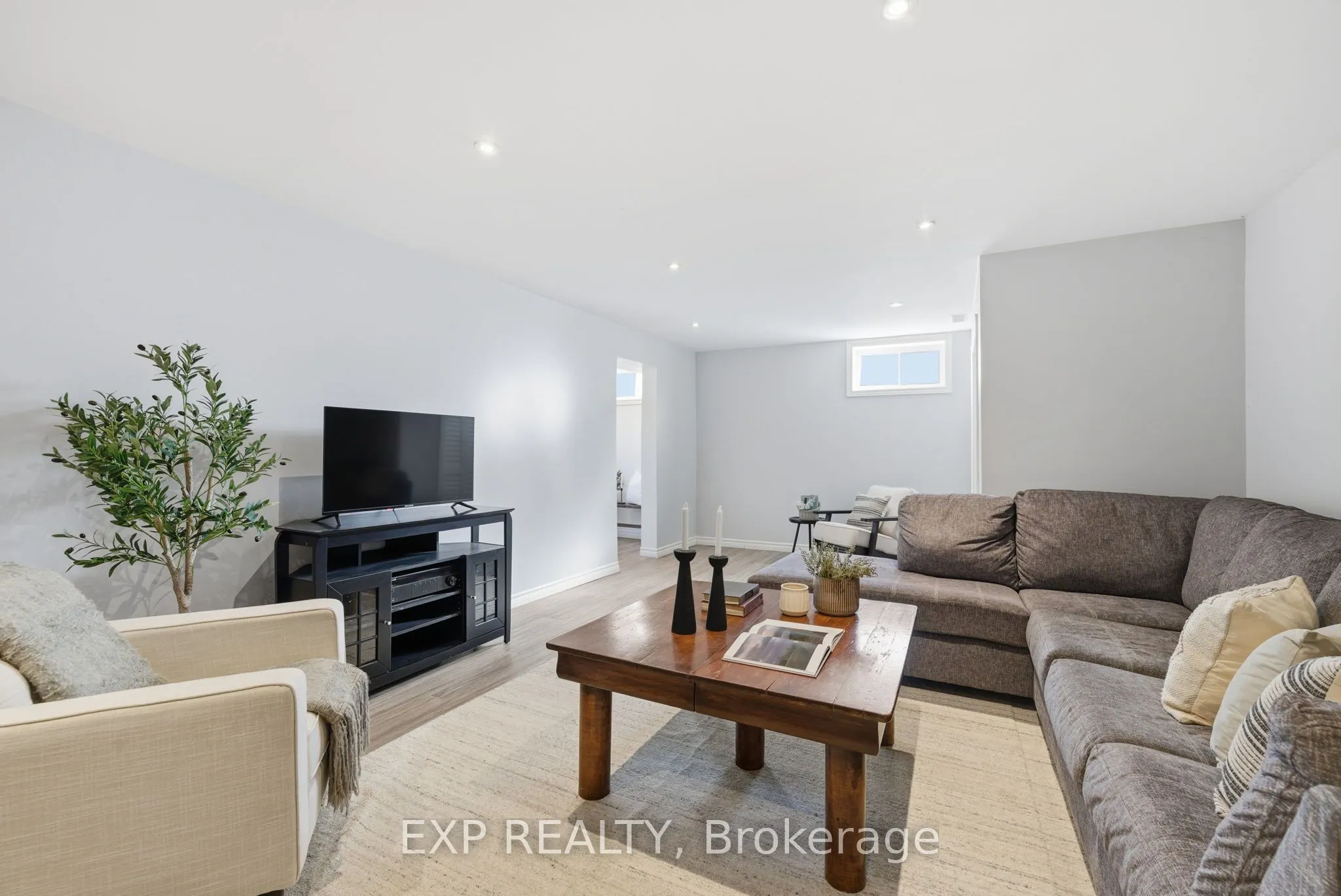 1515 Pentecostal Road