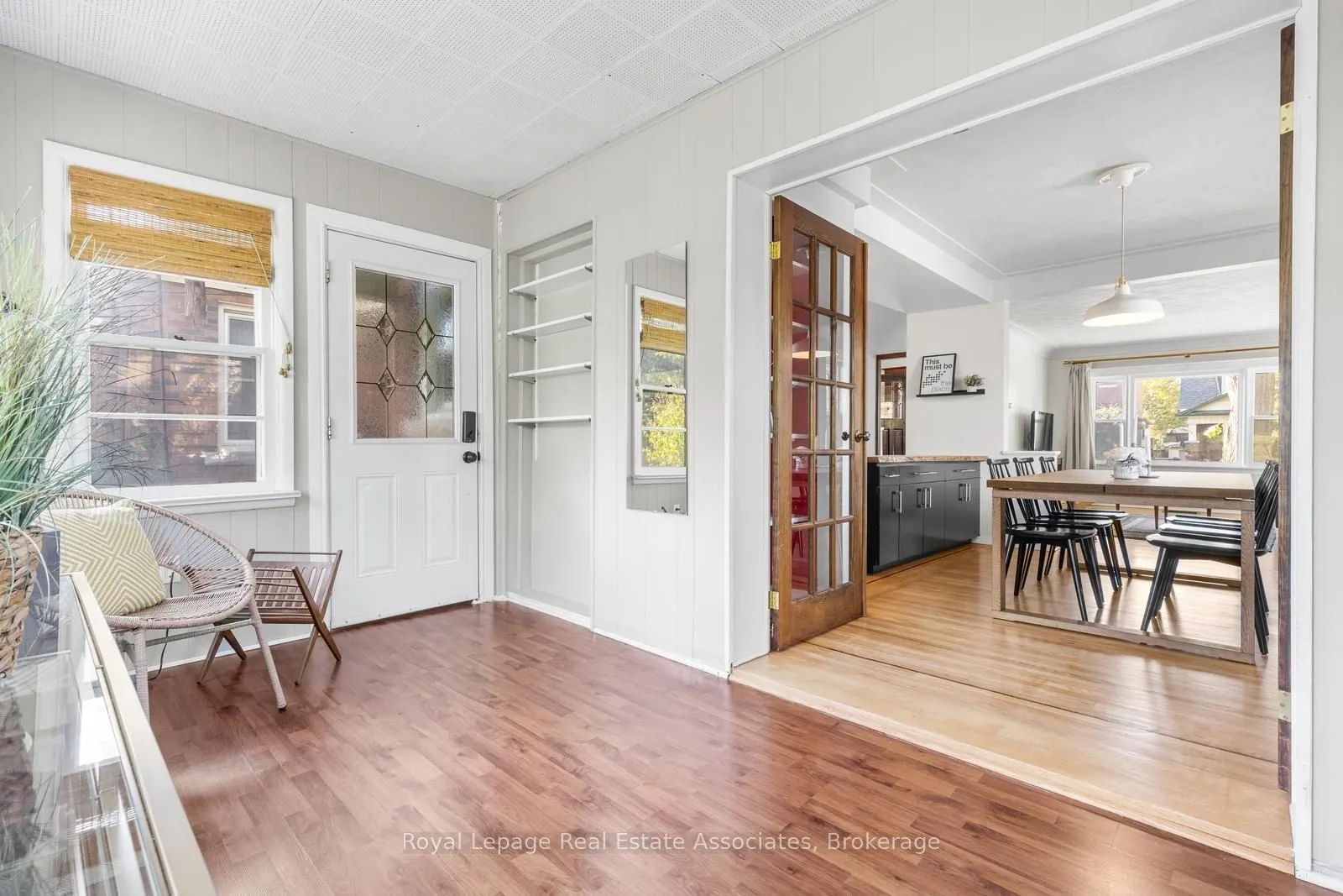 263 Houghton Avenue S