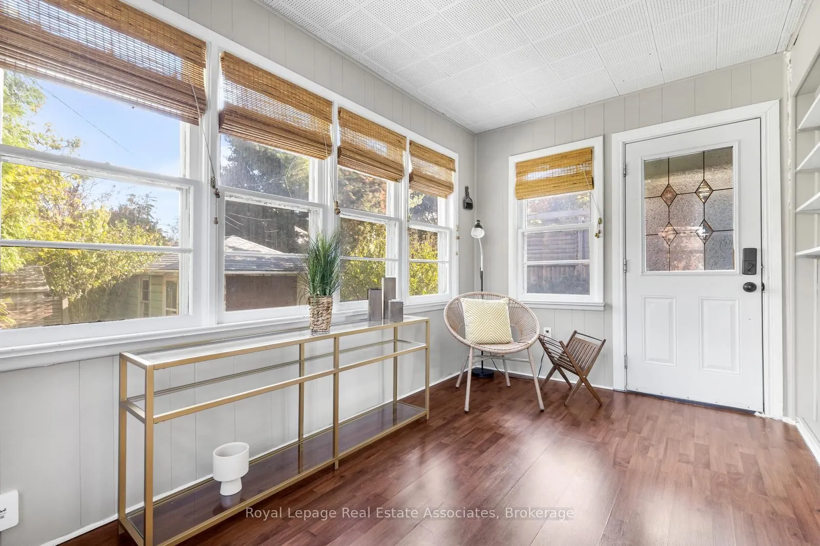 263 Houghton Avenue S