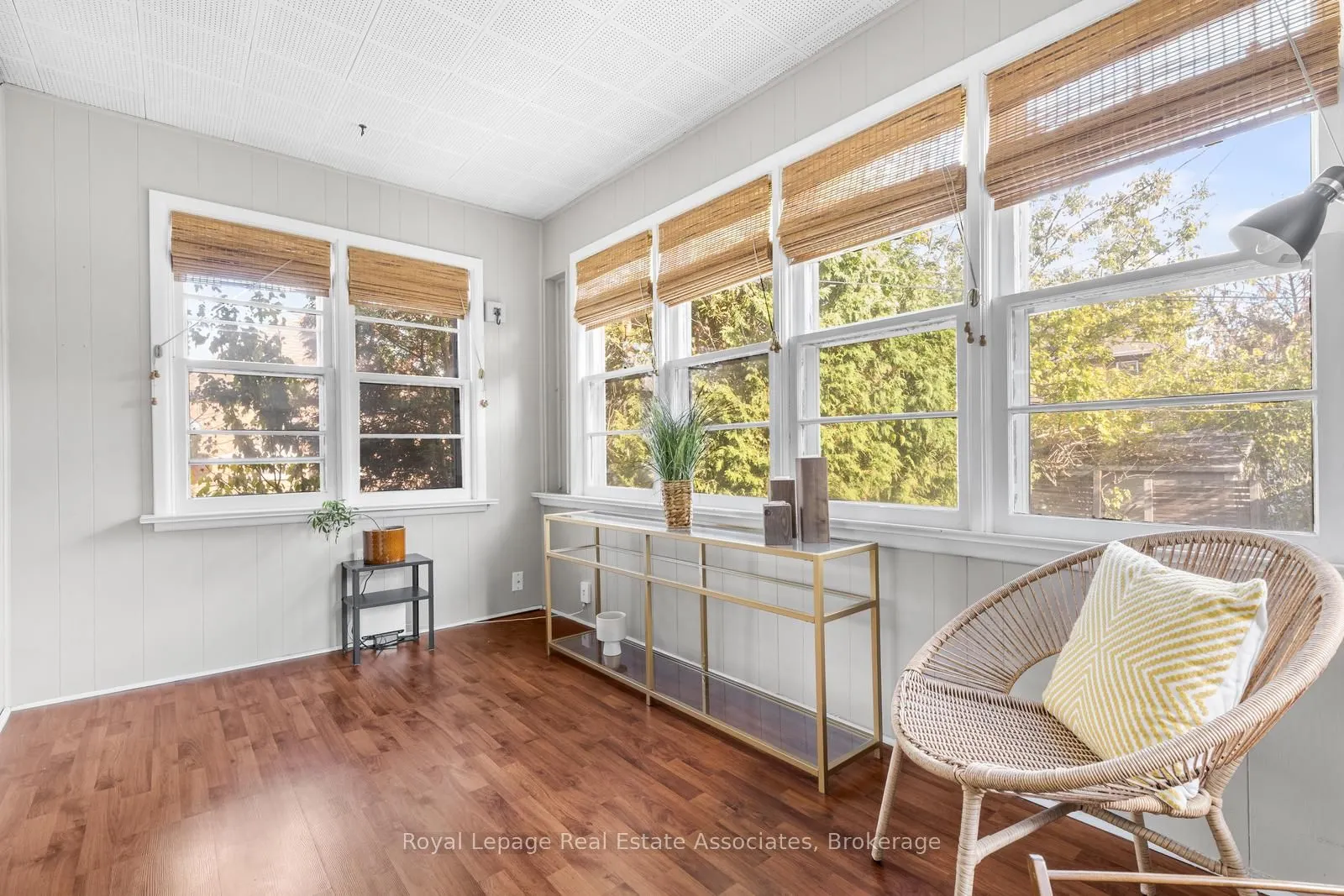 263 Houghton Avenue S