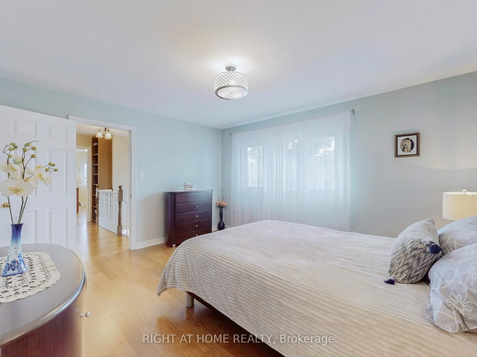 124 Peachwood Crescent