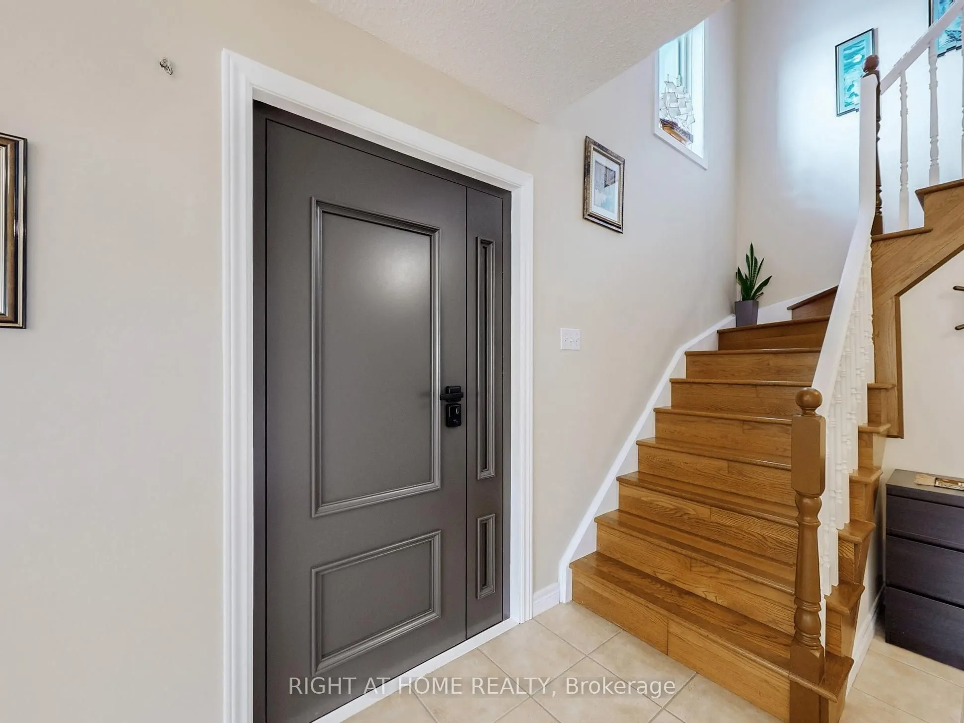 124 Peachwood Crescent