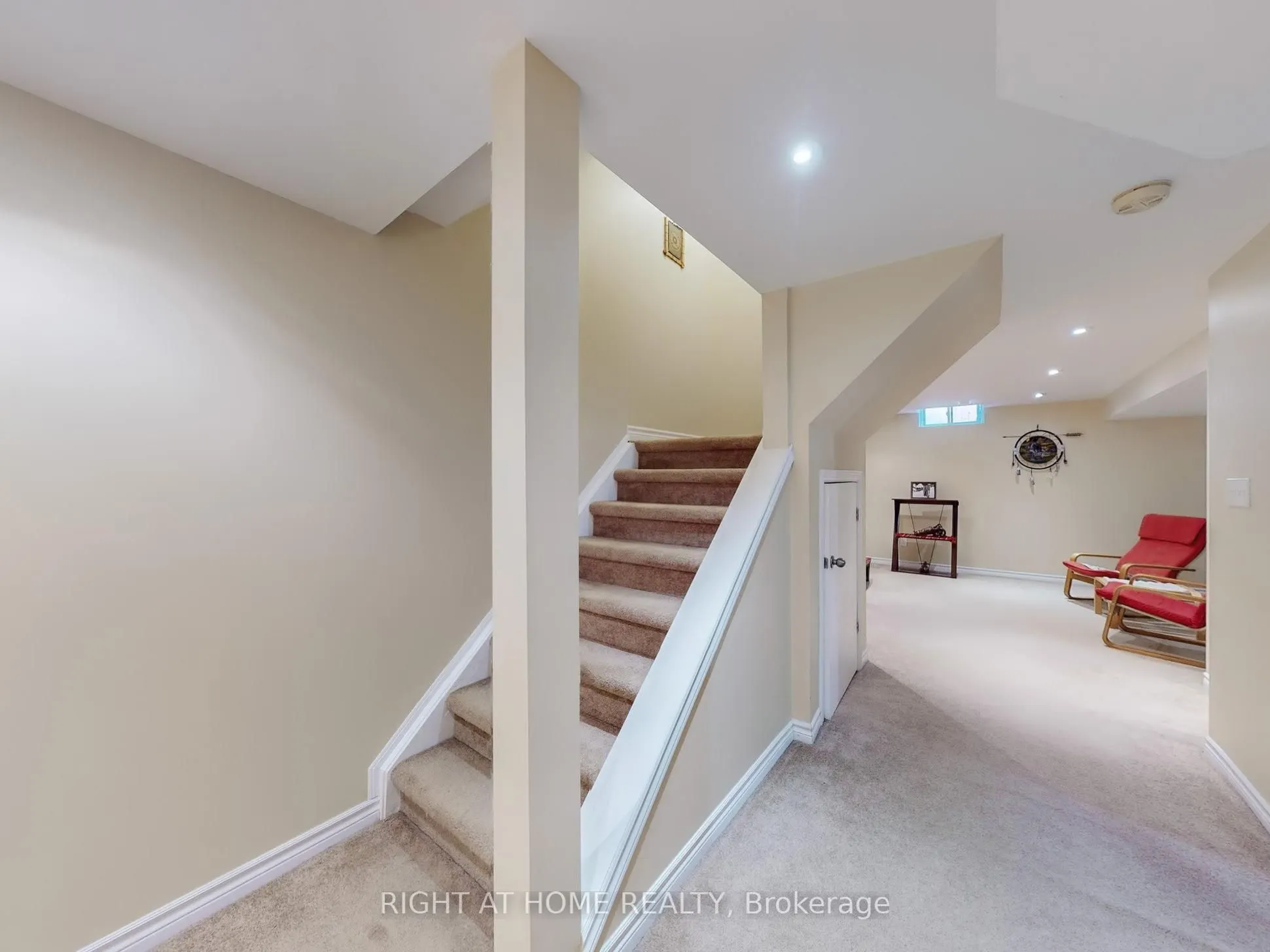 124 Peachwood Crescent