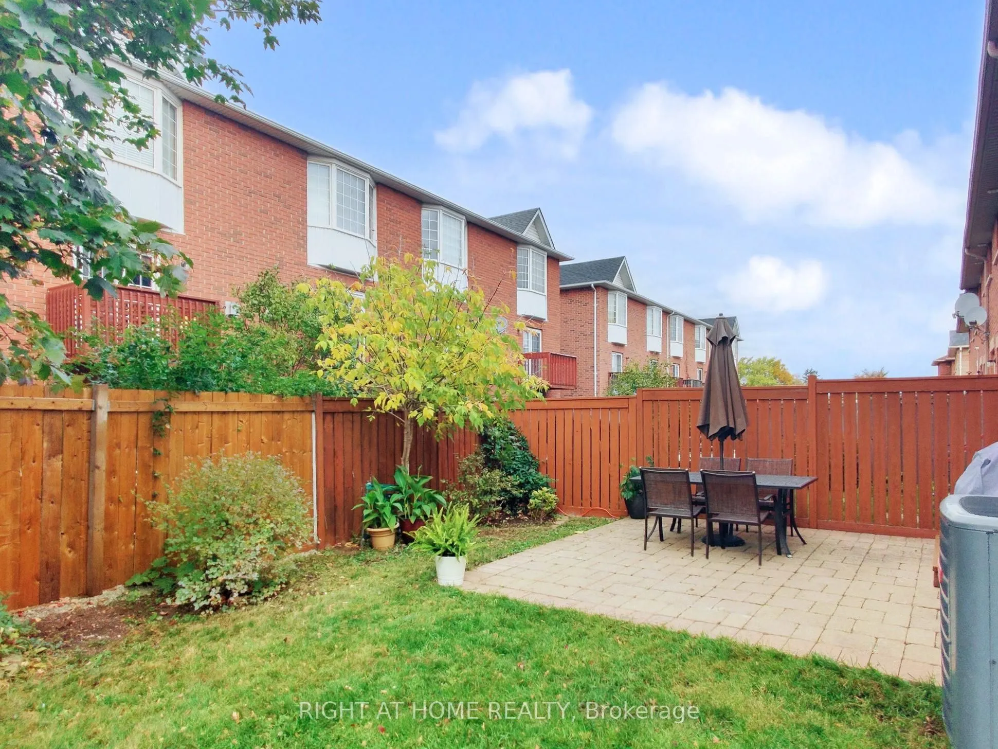 124 Peachwood Crescent