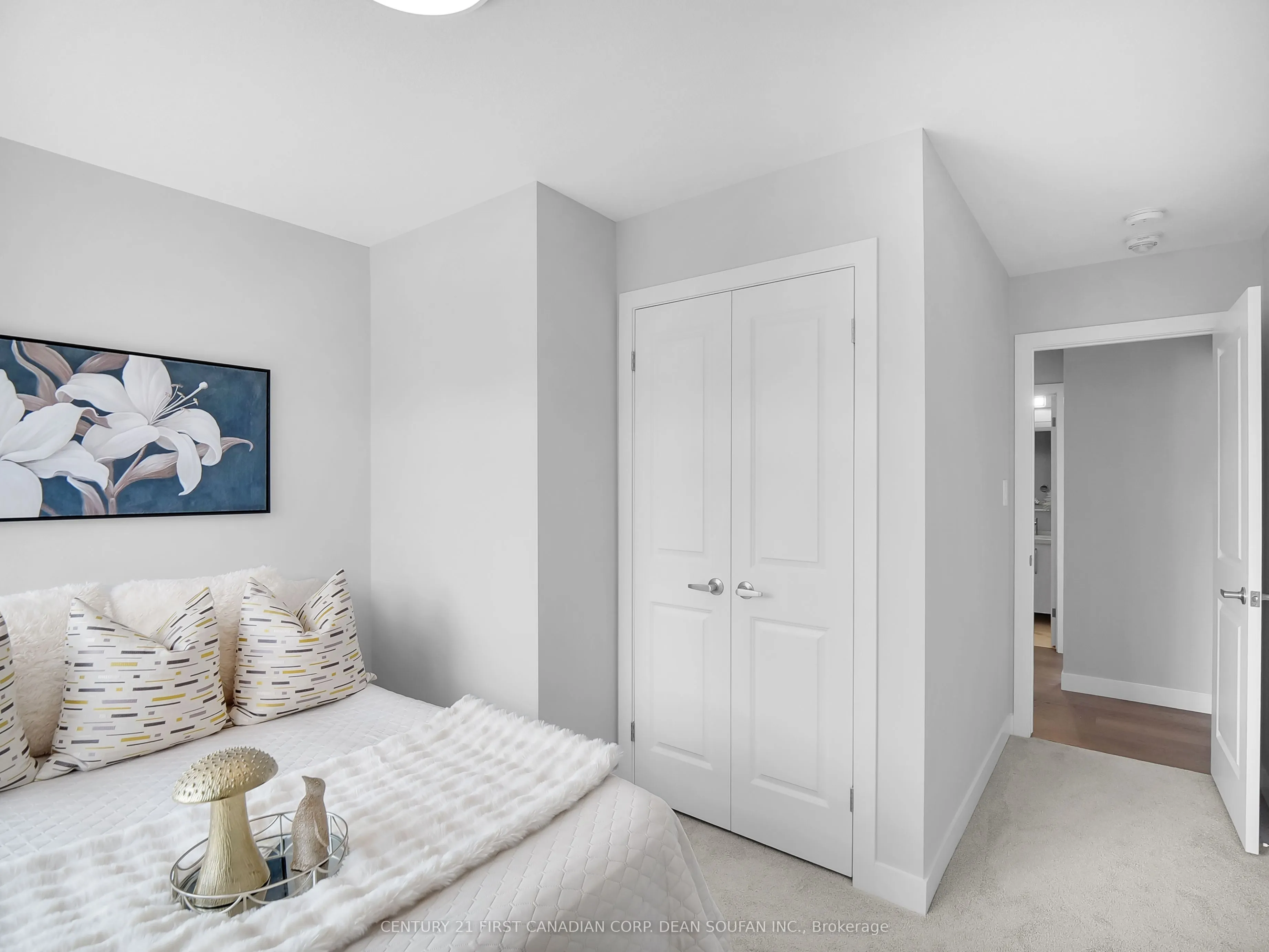 349 Southdale Road E, #6