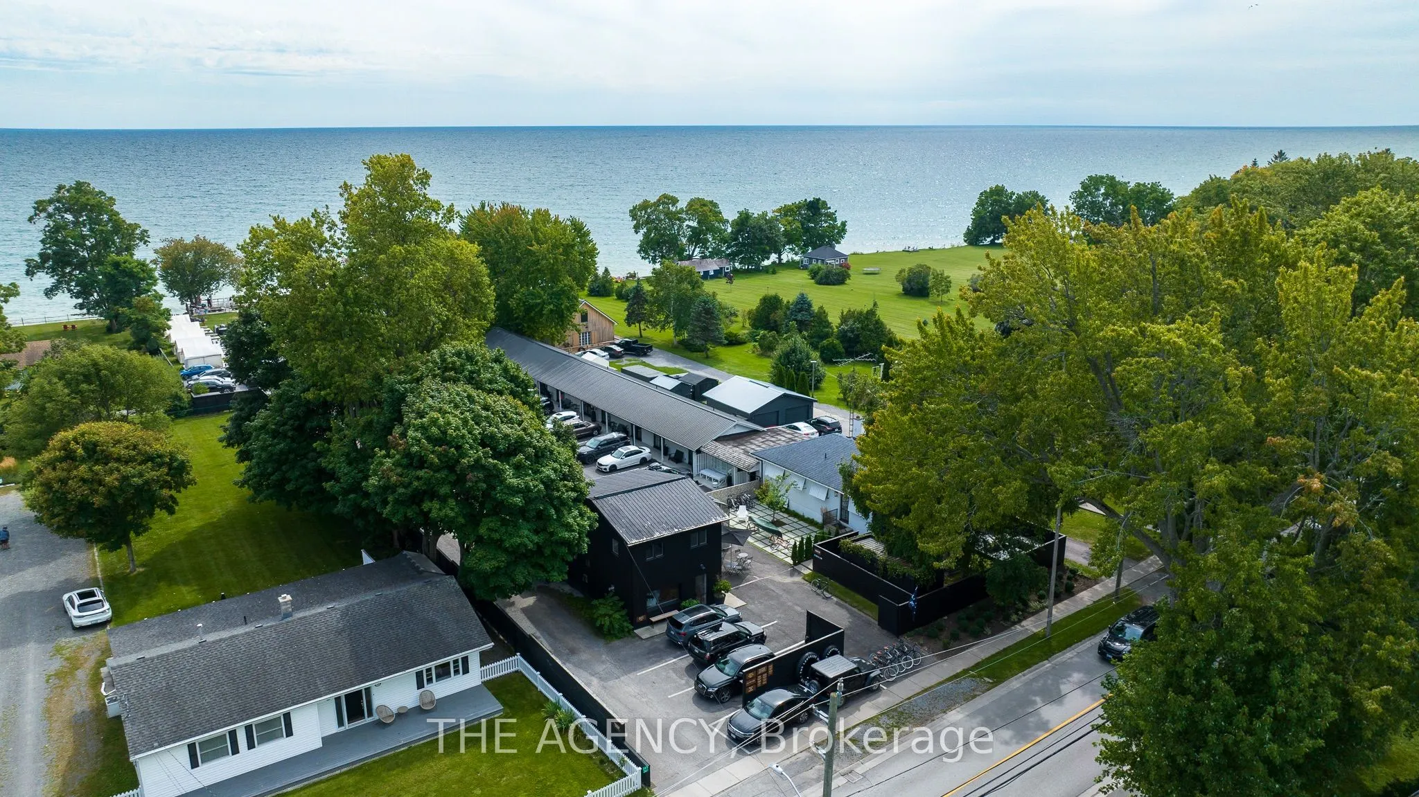 349 Wellington Main Street