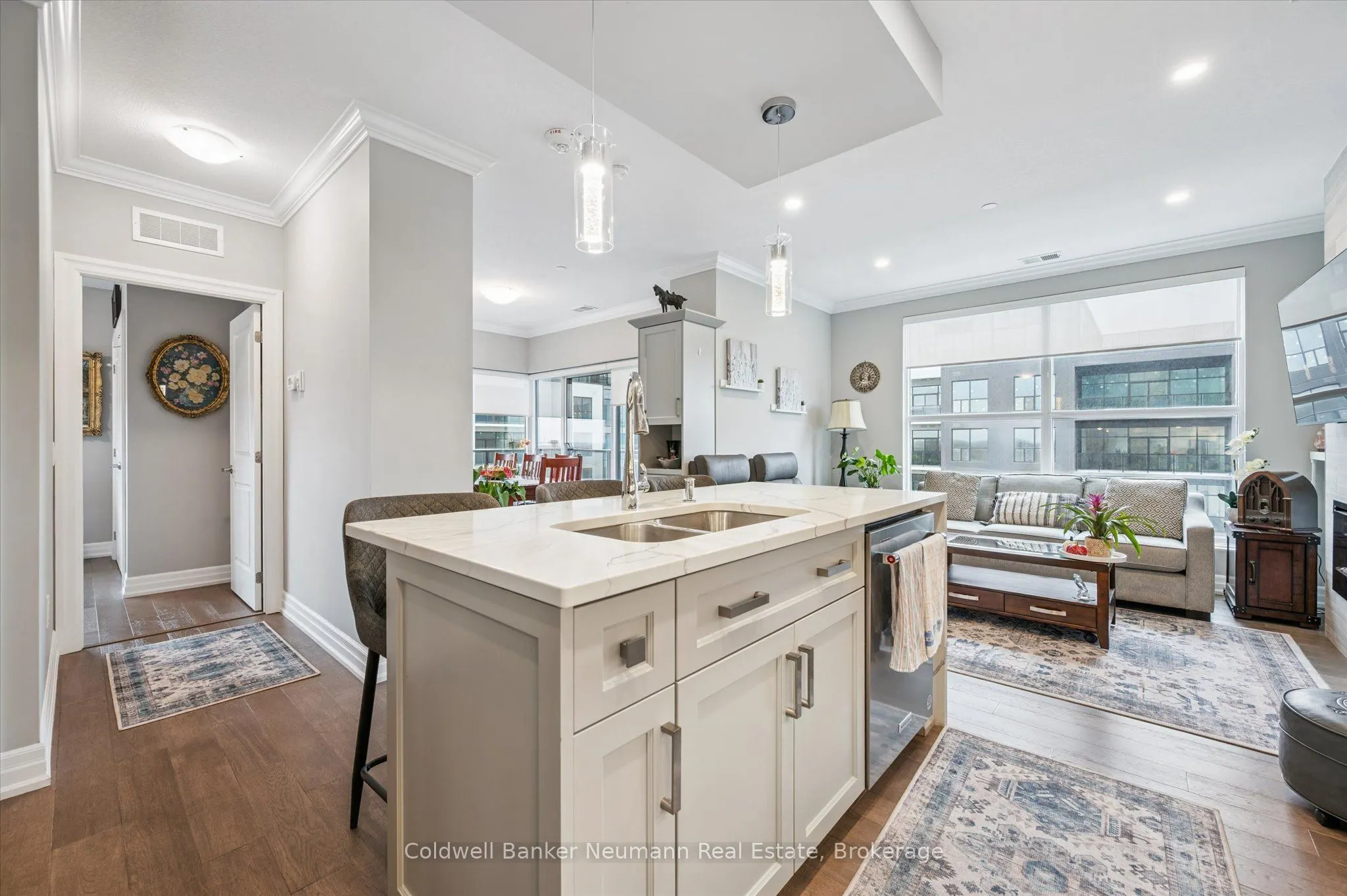 1880 Gordon Street S, #612