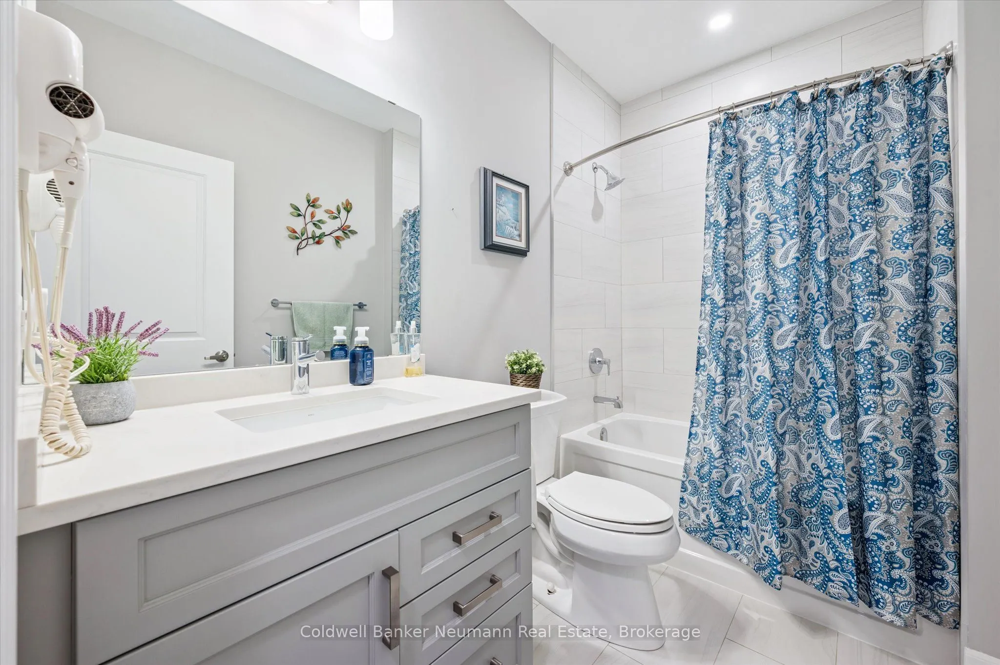 1880 Gordon Street S, #612