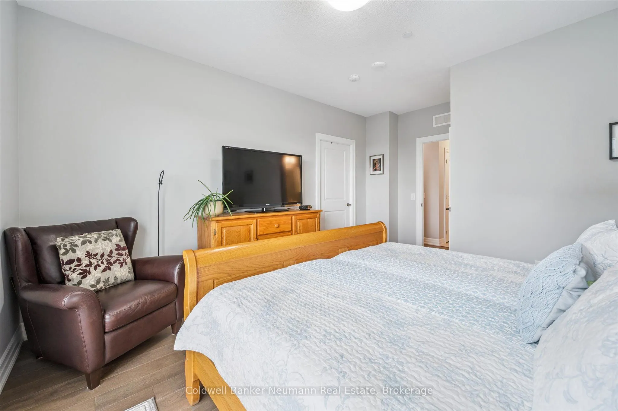 1880 Gordon Street S, #612