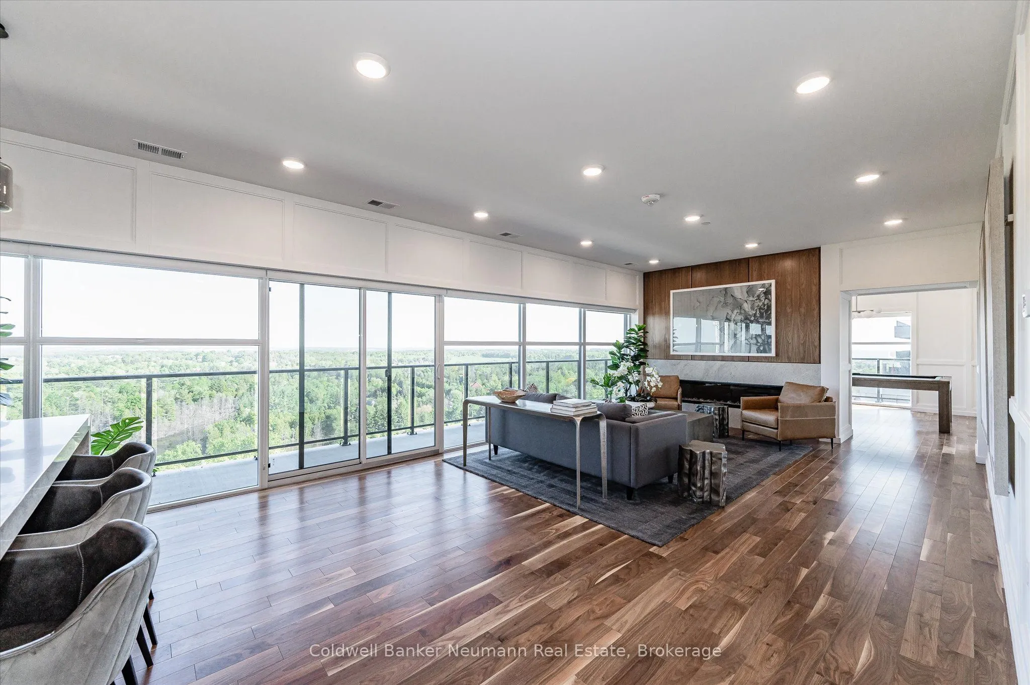 1880 Gordon Street S, #612