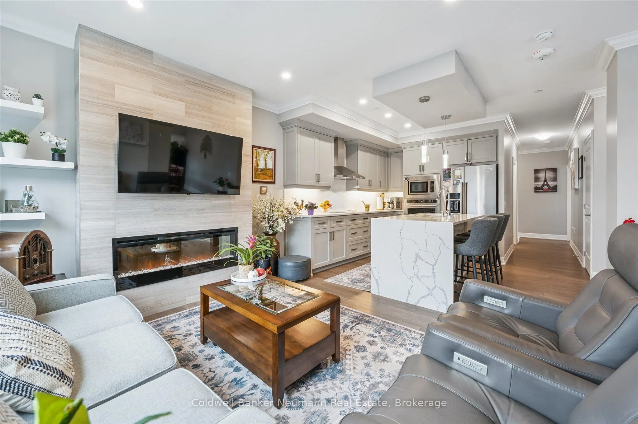 1880 Gordon Street S, #612