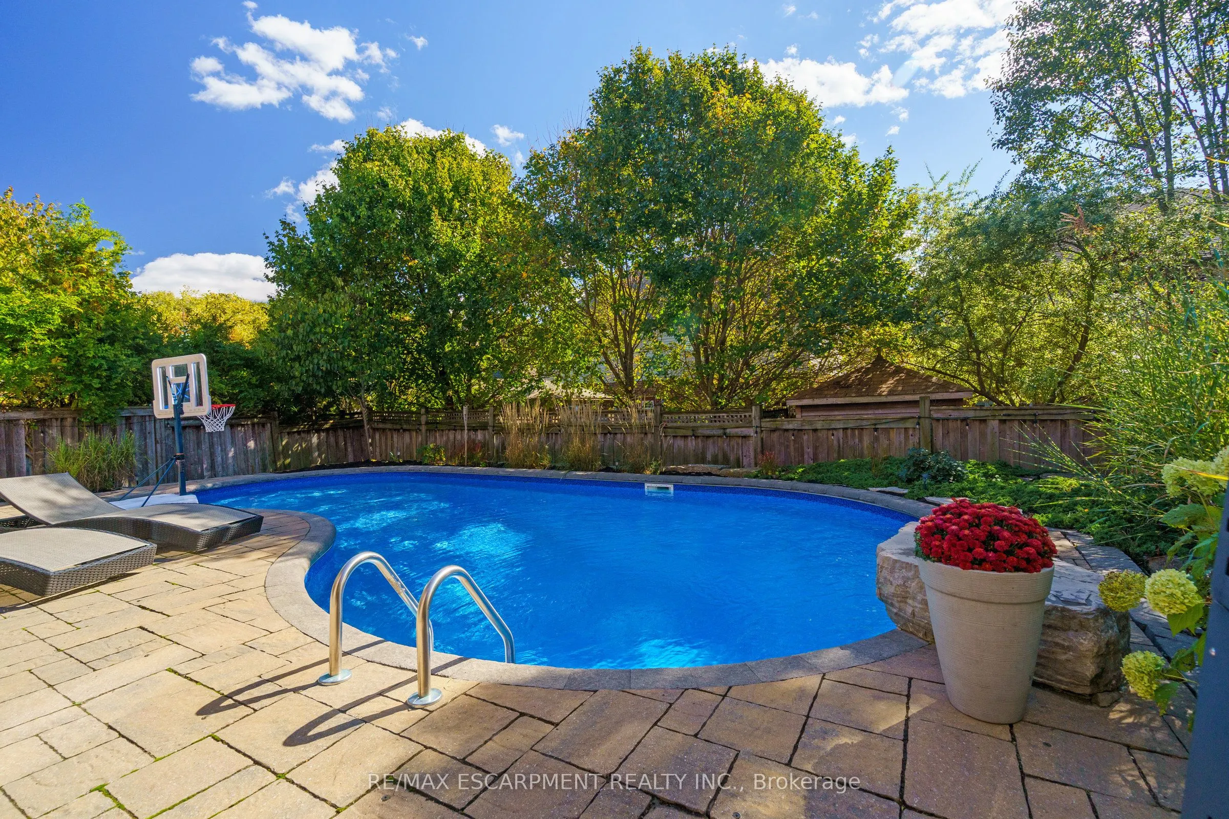 47 Stowbridge Crescent