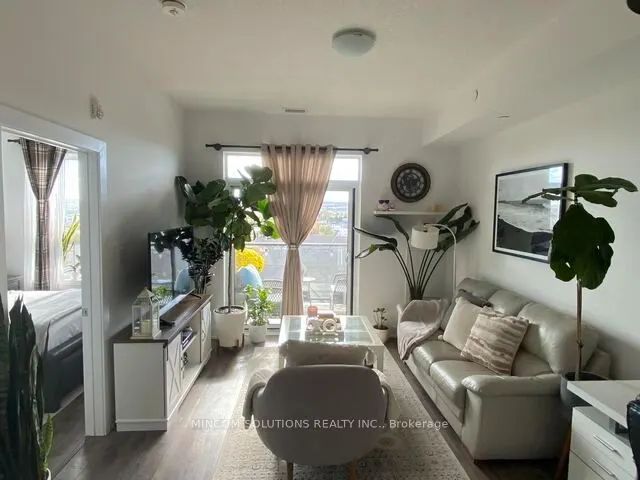 101 Shoreview Place, #618