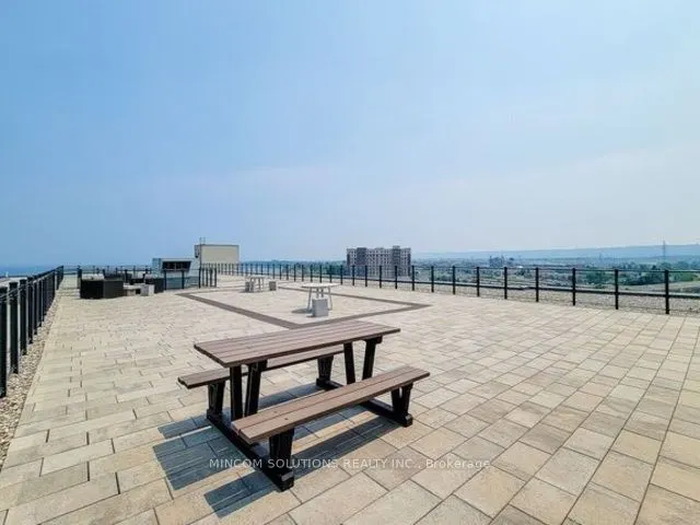 101 Shoreview Place, #618