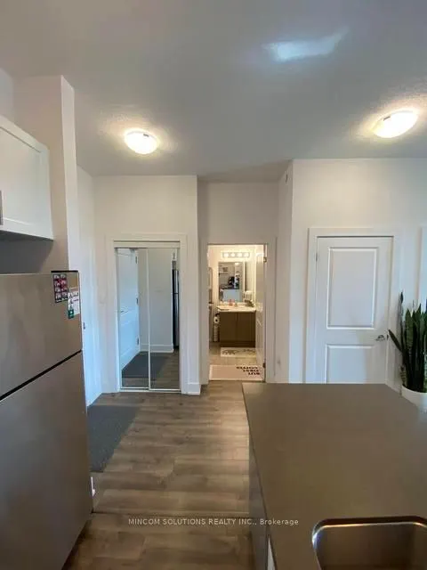 101 Shoreview Place, #618