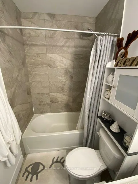 101 Shoreview Place, #618