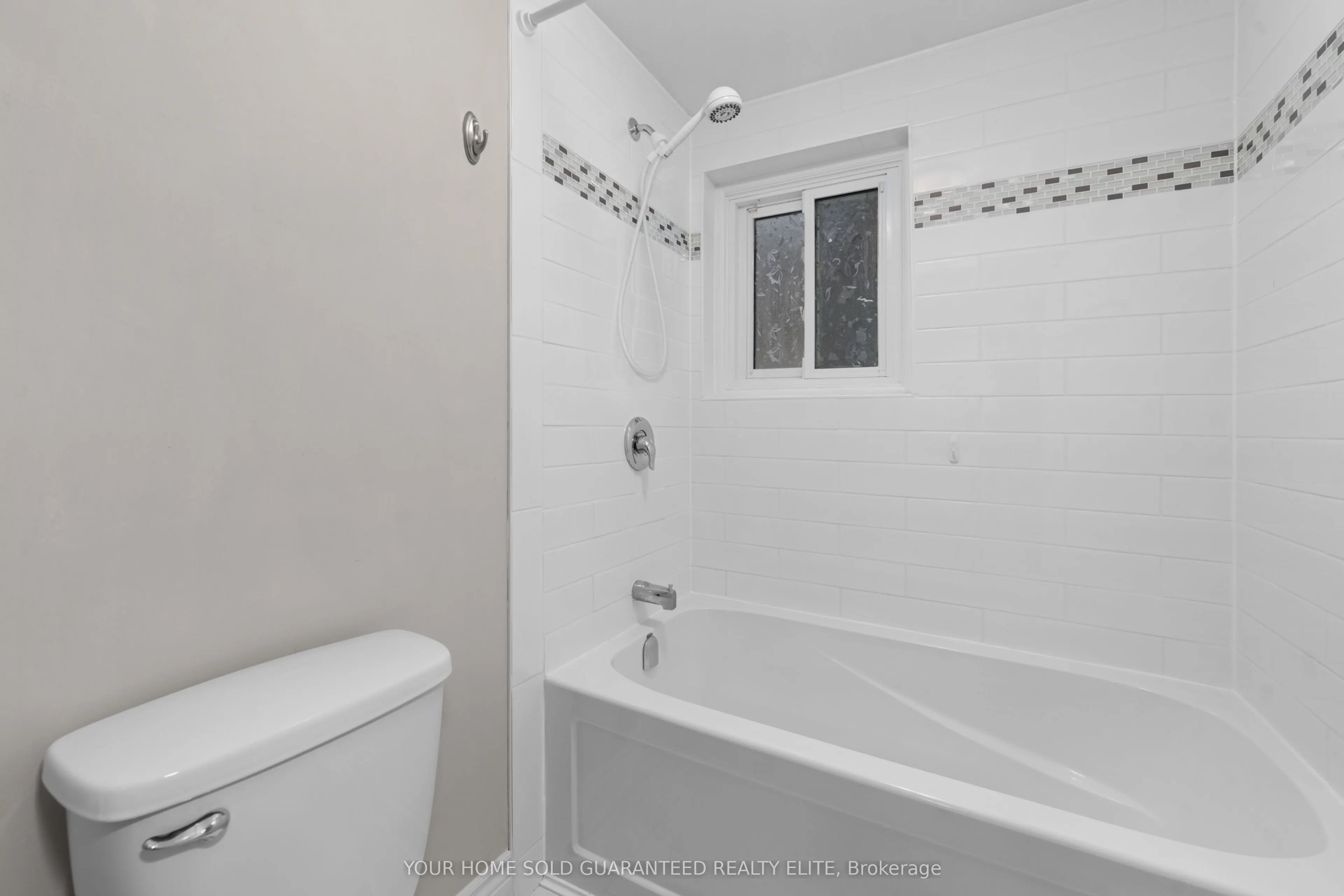 13 Meadowbrook Crescent, #Basement