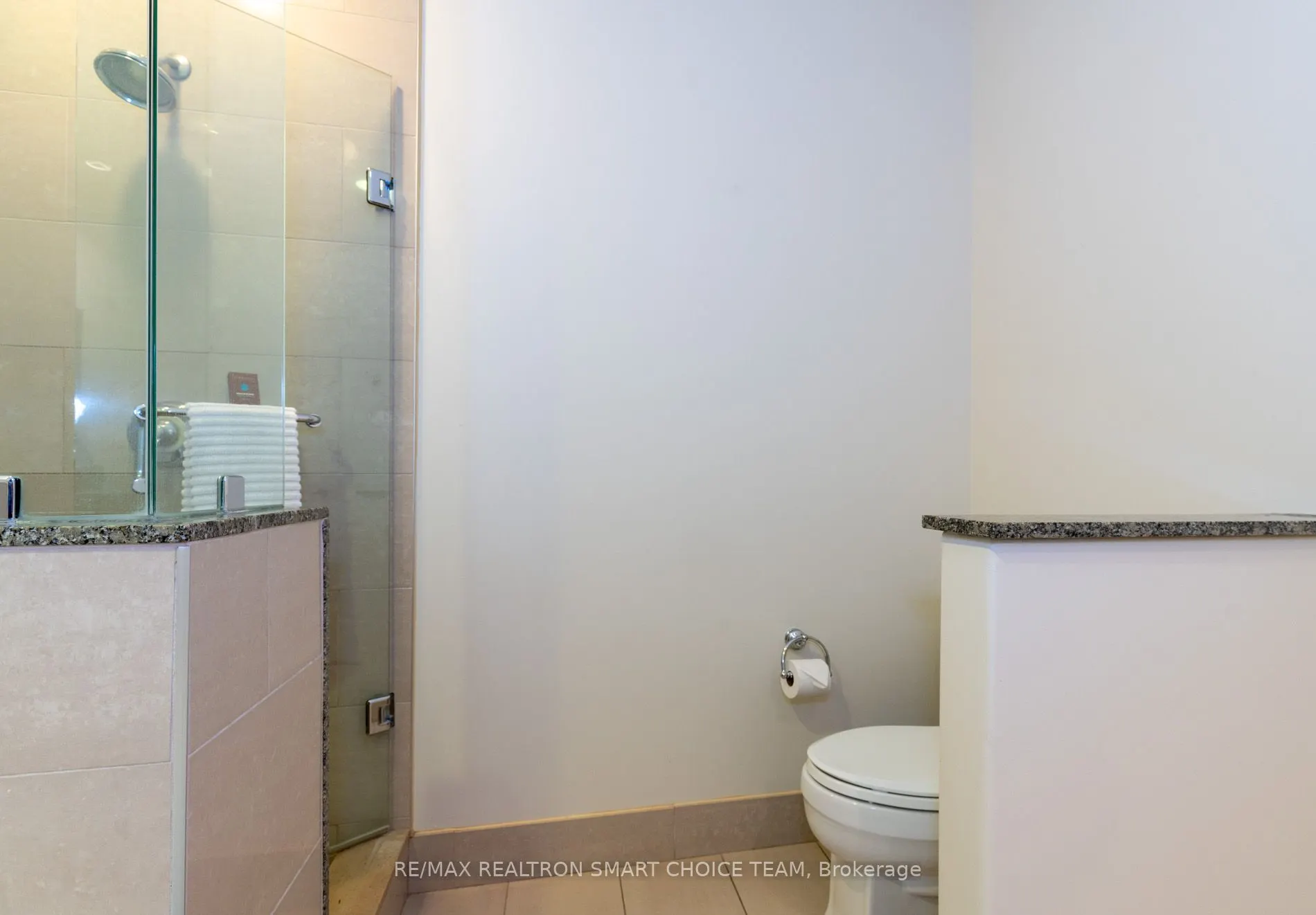 1869 Muskoka 118 Road W, #L204-A1&B1