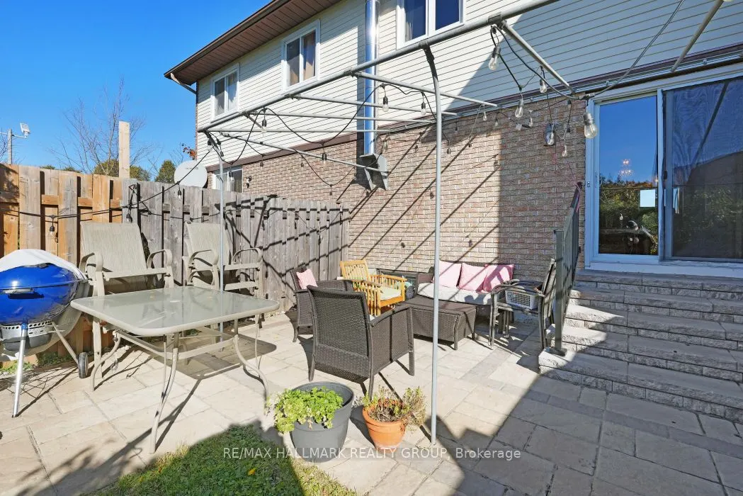 2534 Southvale Crescent