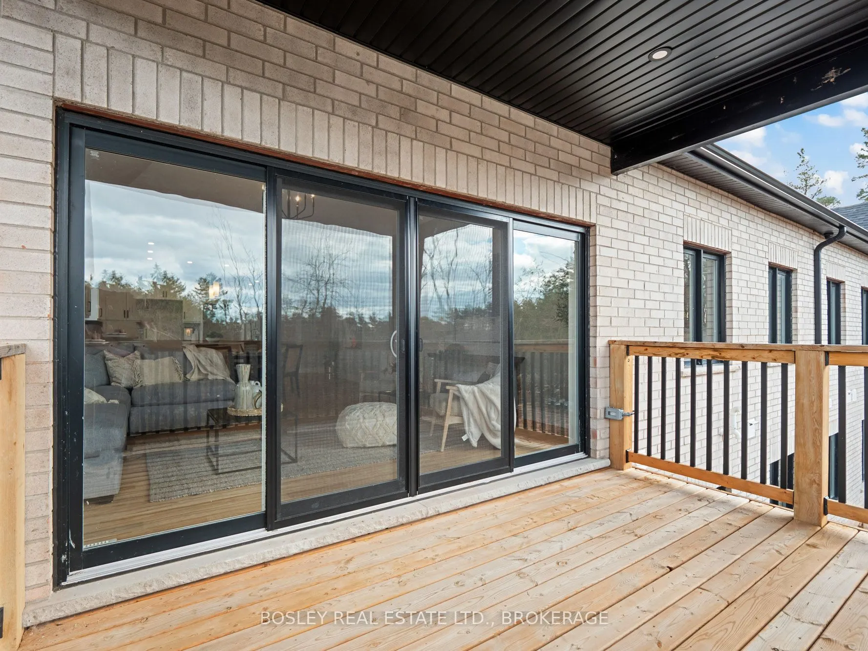 503 ROYAL RIDGE Drive